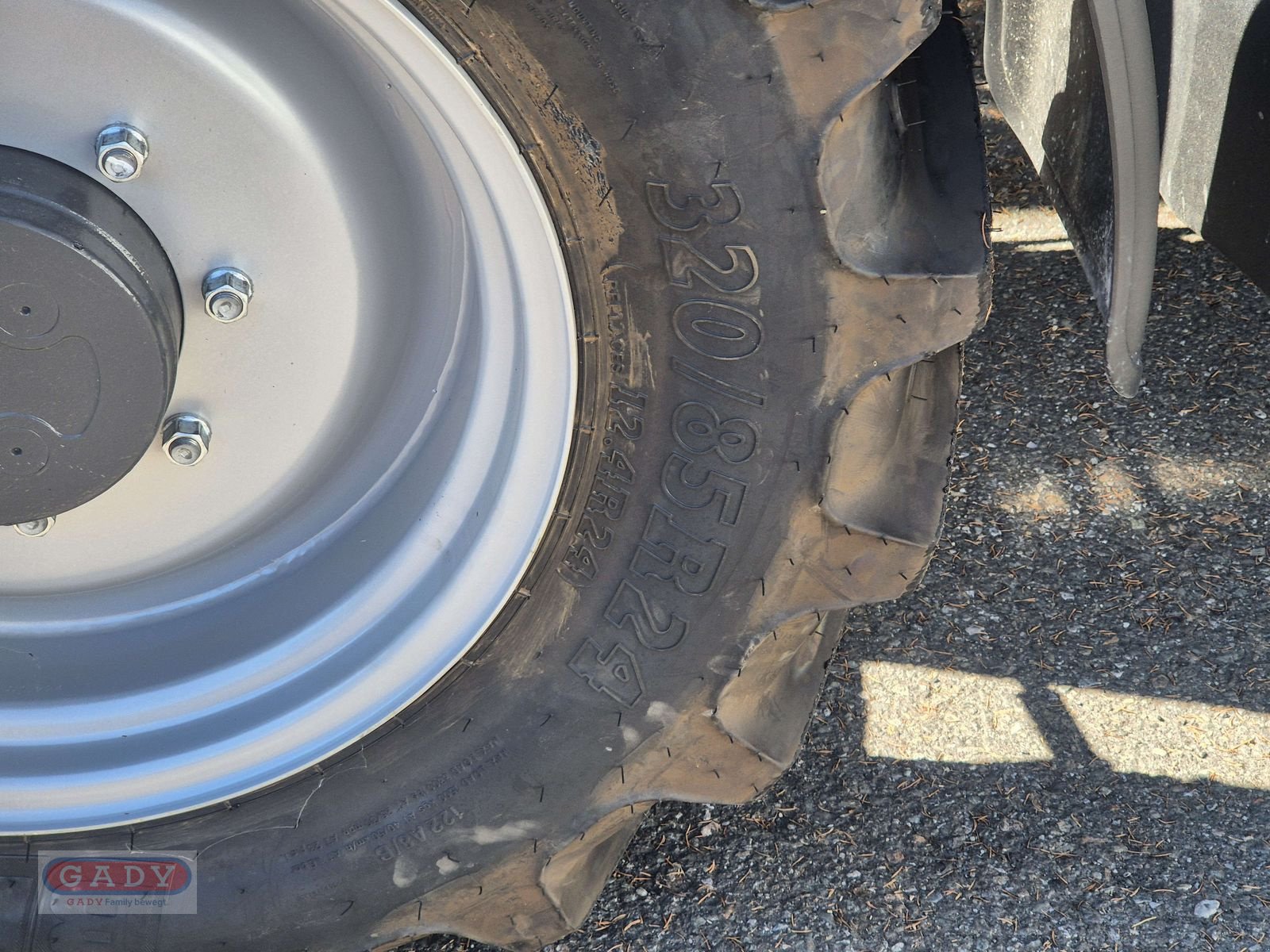 Traktor des Typs Massey Ferguson MF 3AL.75 (Kabine mit ebenem Boden), Neumaschine in Lebring (Bild 17)