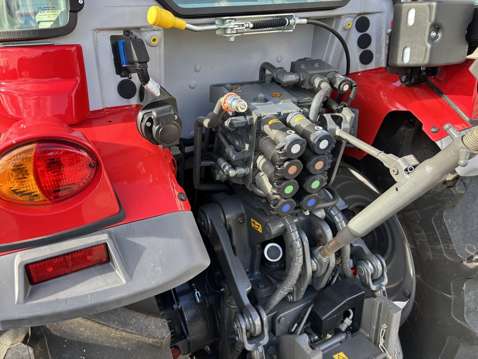 Traktor typu Massey Ferguson MF 3FR.95 Kabine, Neumaschine v Starrein (Obrázek 12)