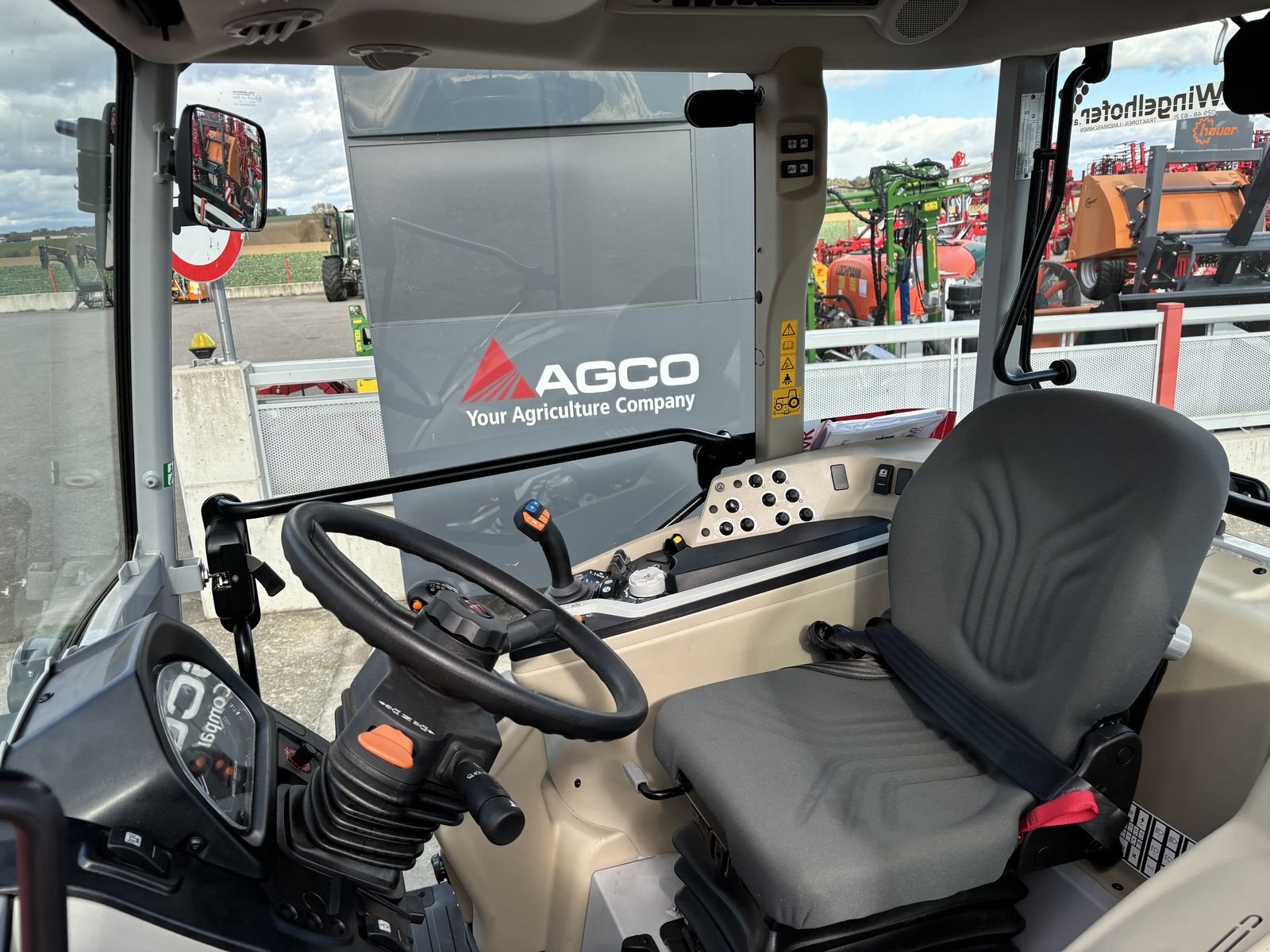 Traktor typu Massey Ferguson MF 3FR.95 Kabine, Neumaschine v Starrein (Obrázek 16)