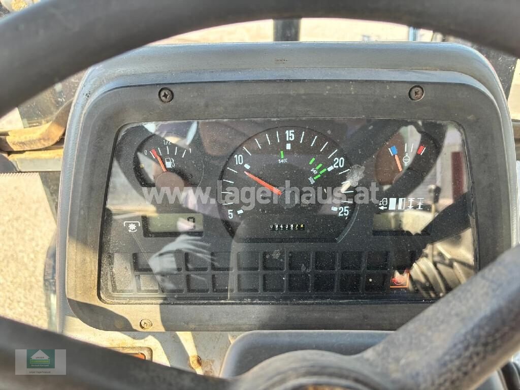 Traktor типа Massey Ferguson MF 4245-2 HV, Gebrauchtmaschine в Klagenfurt (Фотография 2)