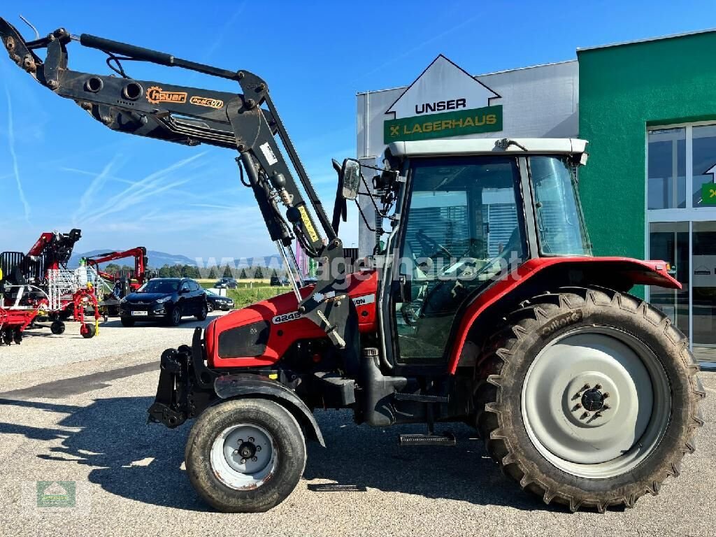 Traktor типа Massey Ferguson MF 4245-2 HV, Gebrauchtmaschine в Klagenfurt (Фотография 1)