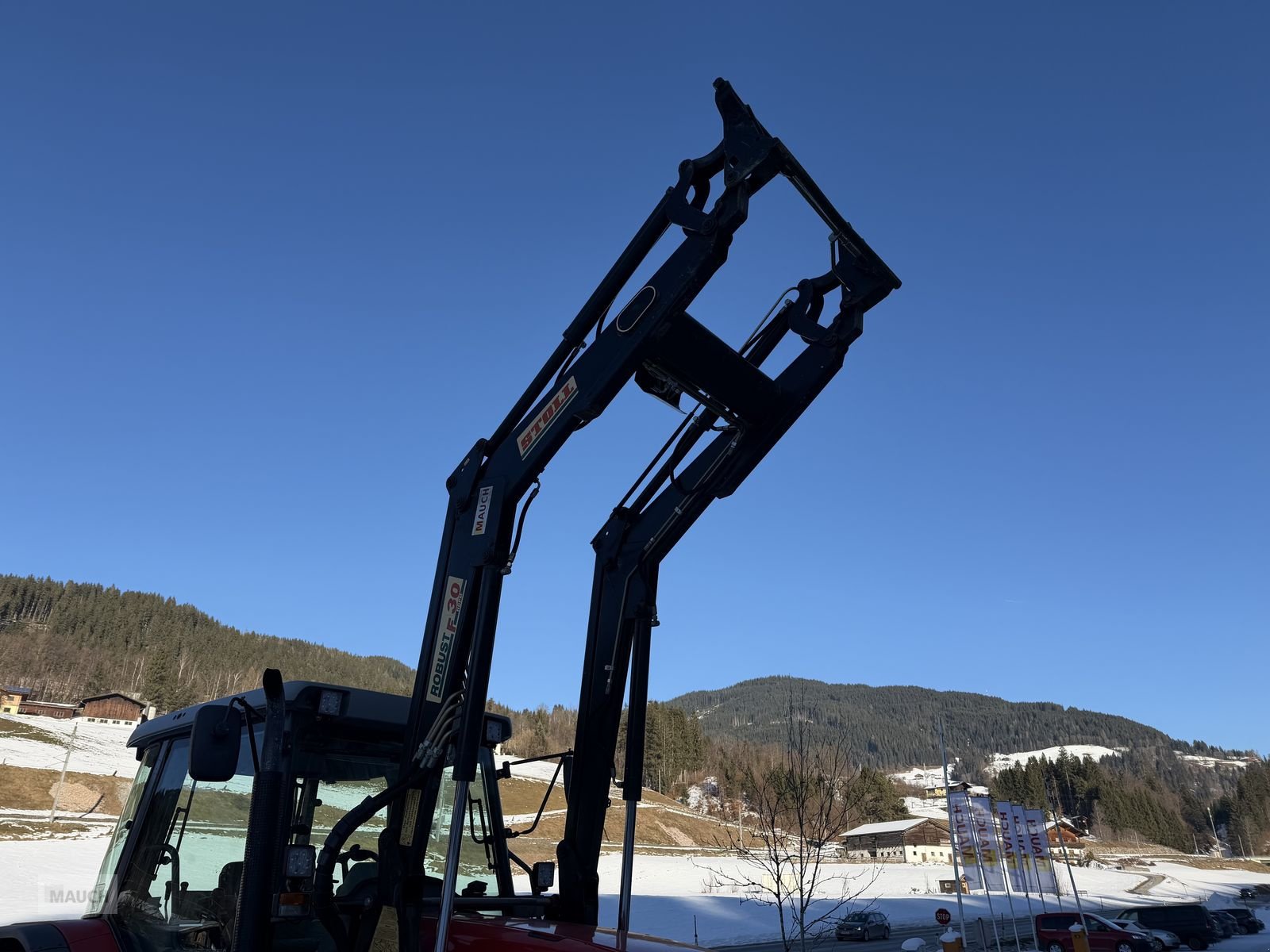 Traktor van het type Massey Ferguson MF 4370, Gebrauchtmaschine in Eben (Foto 4)