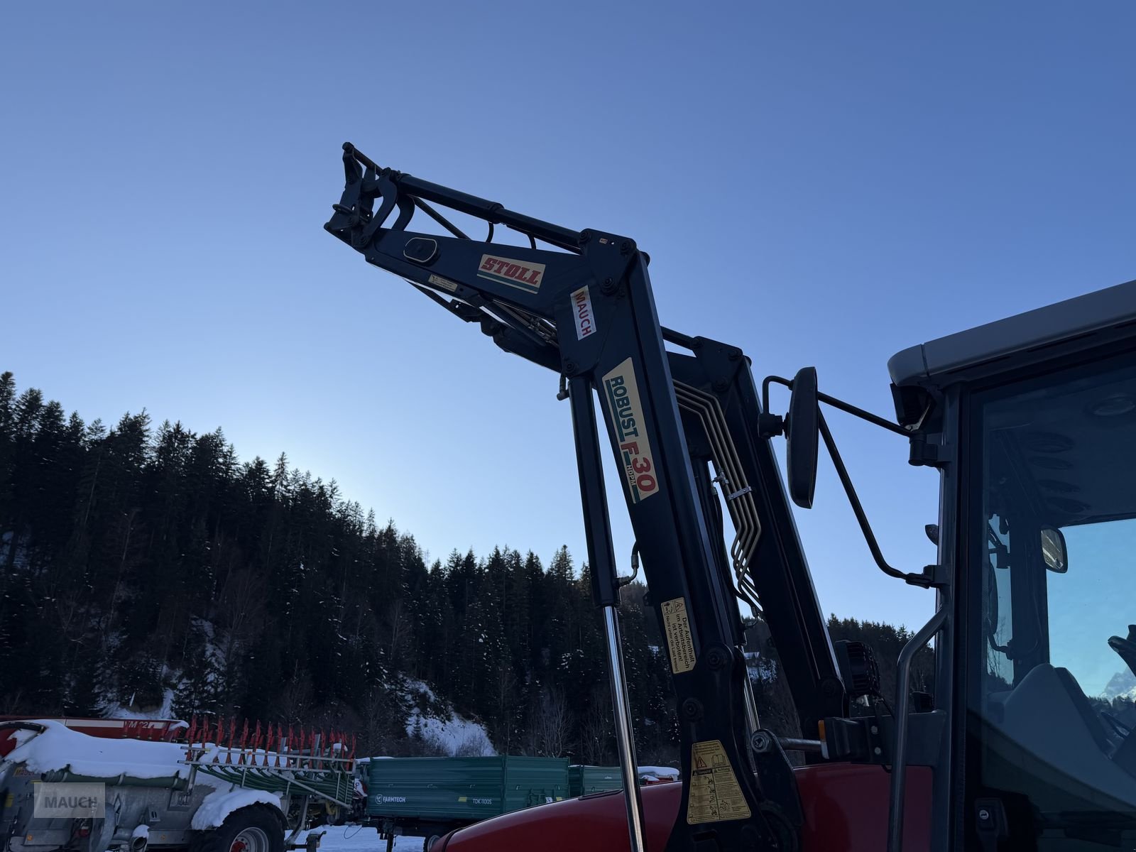 Traktor van het type Massey Ferguson MF 4370, Gebrauchtmaschine in Eben (Foto 10)