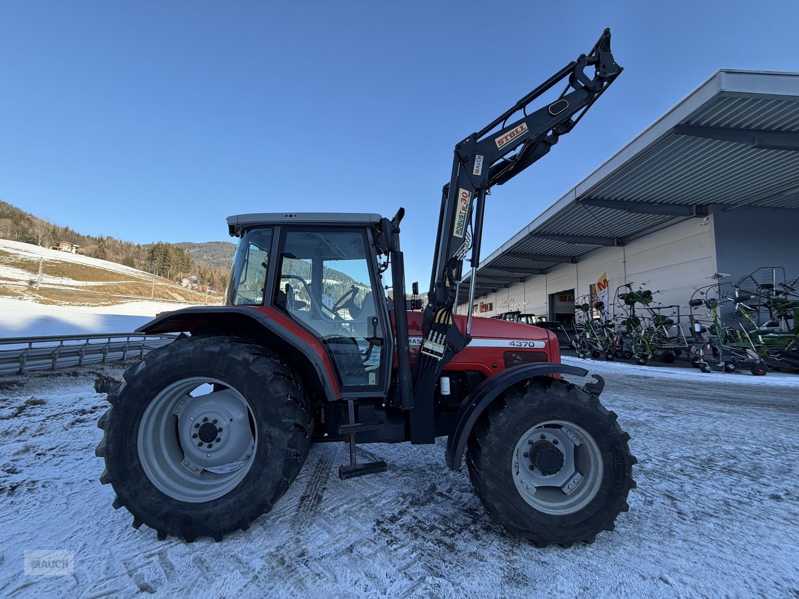 Traktor van het type Massey Ferguson MF 4370, Gebrauchtmaschine in Eben (Foto 7)