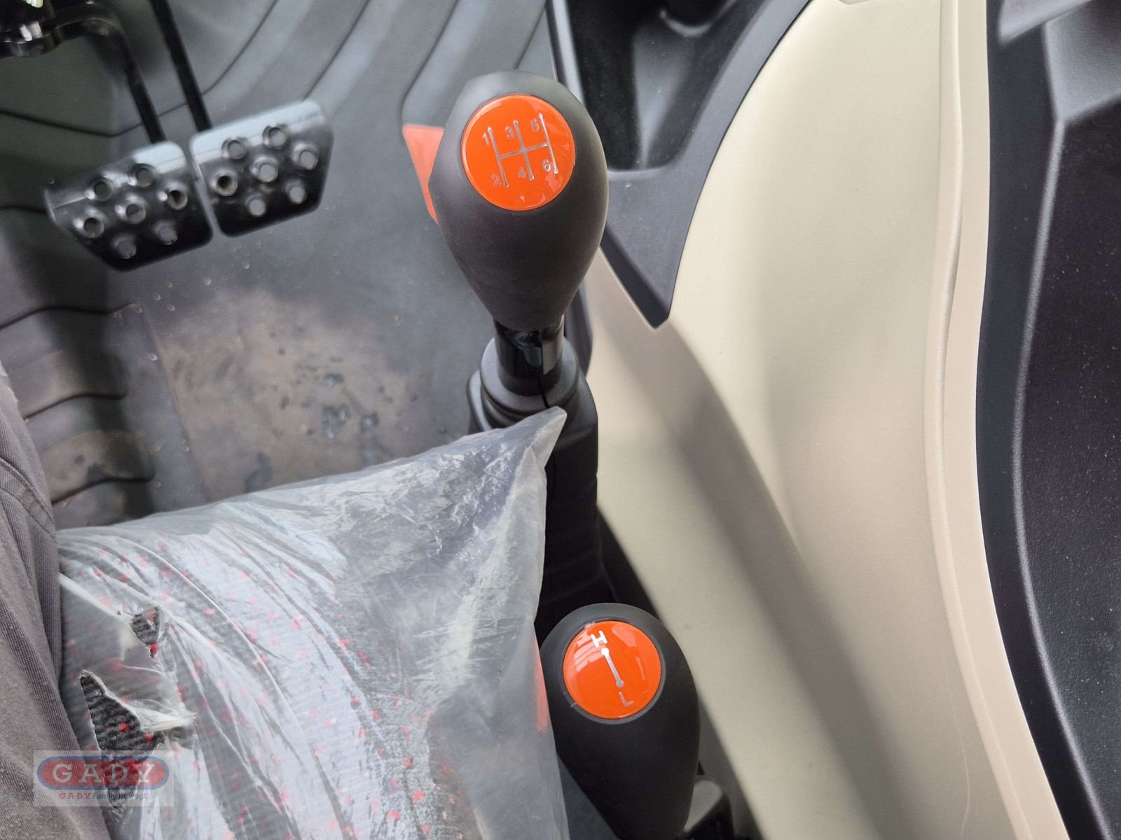 Traktor типа Massey Ferguson MF 4708 M Dyna-2 Kabine, Gebrauchtmaschine в Lebring (Фотография 10)