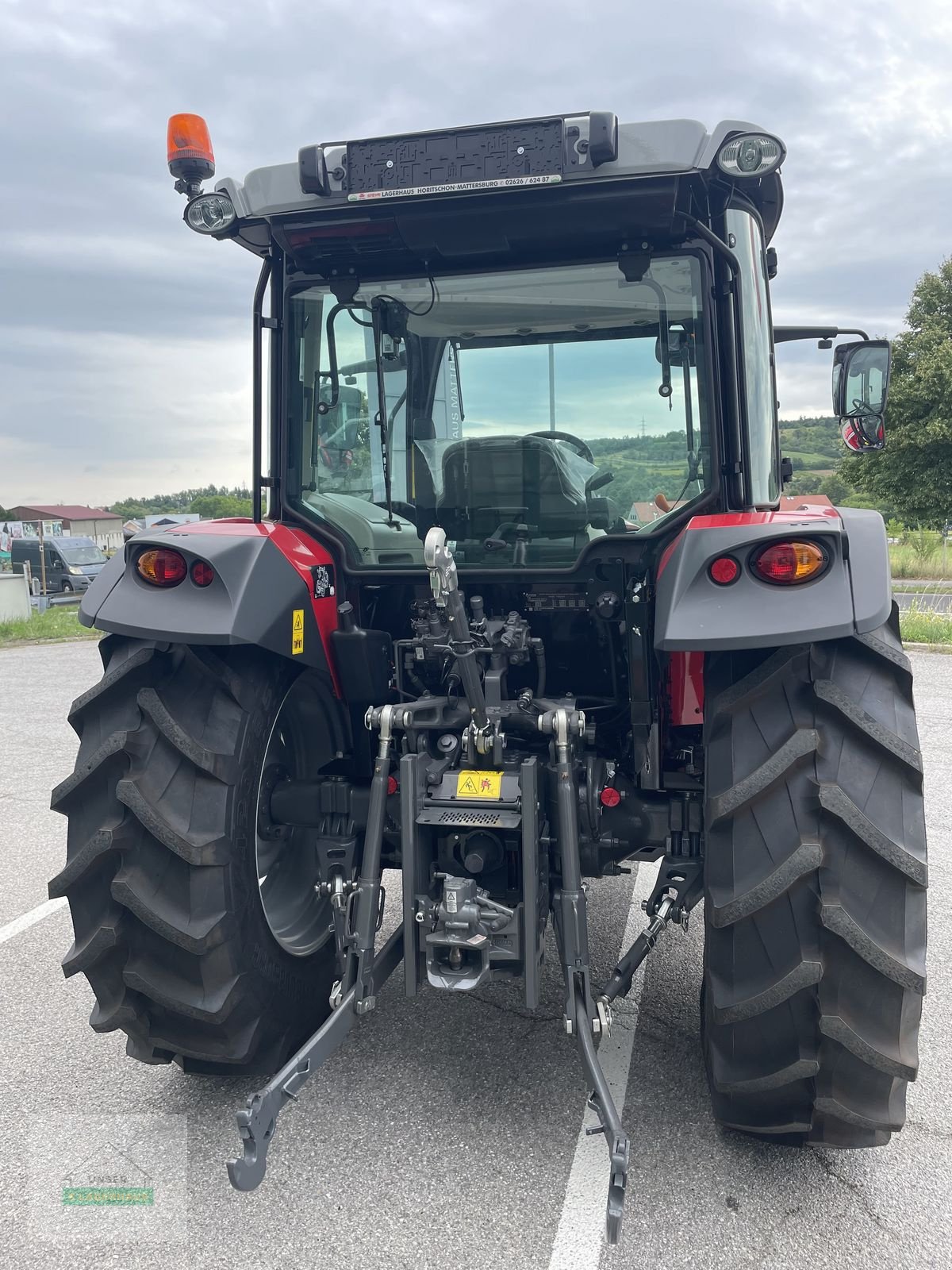 Traktor of the type Massey Ferguson MF 4708 M Kabine, Neumaschine in Mattersburg (Picture 4)