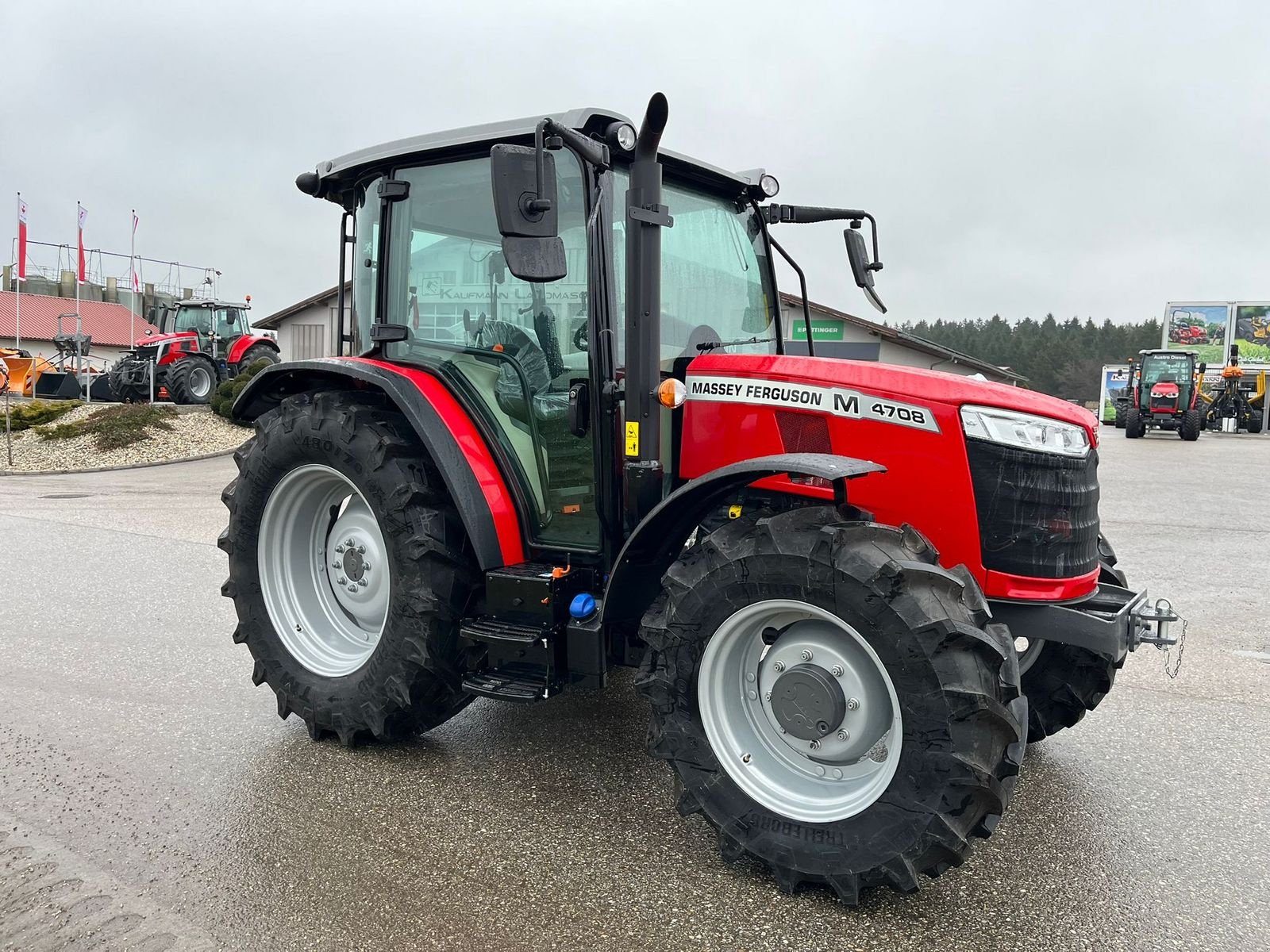 Traktor a típus Massey Ferguson MF 4708 M Kabine, Neumaschine ekkor: NATTERNBACH (Kép 5)