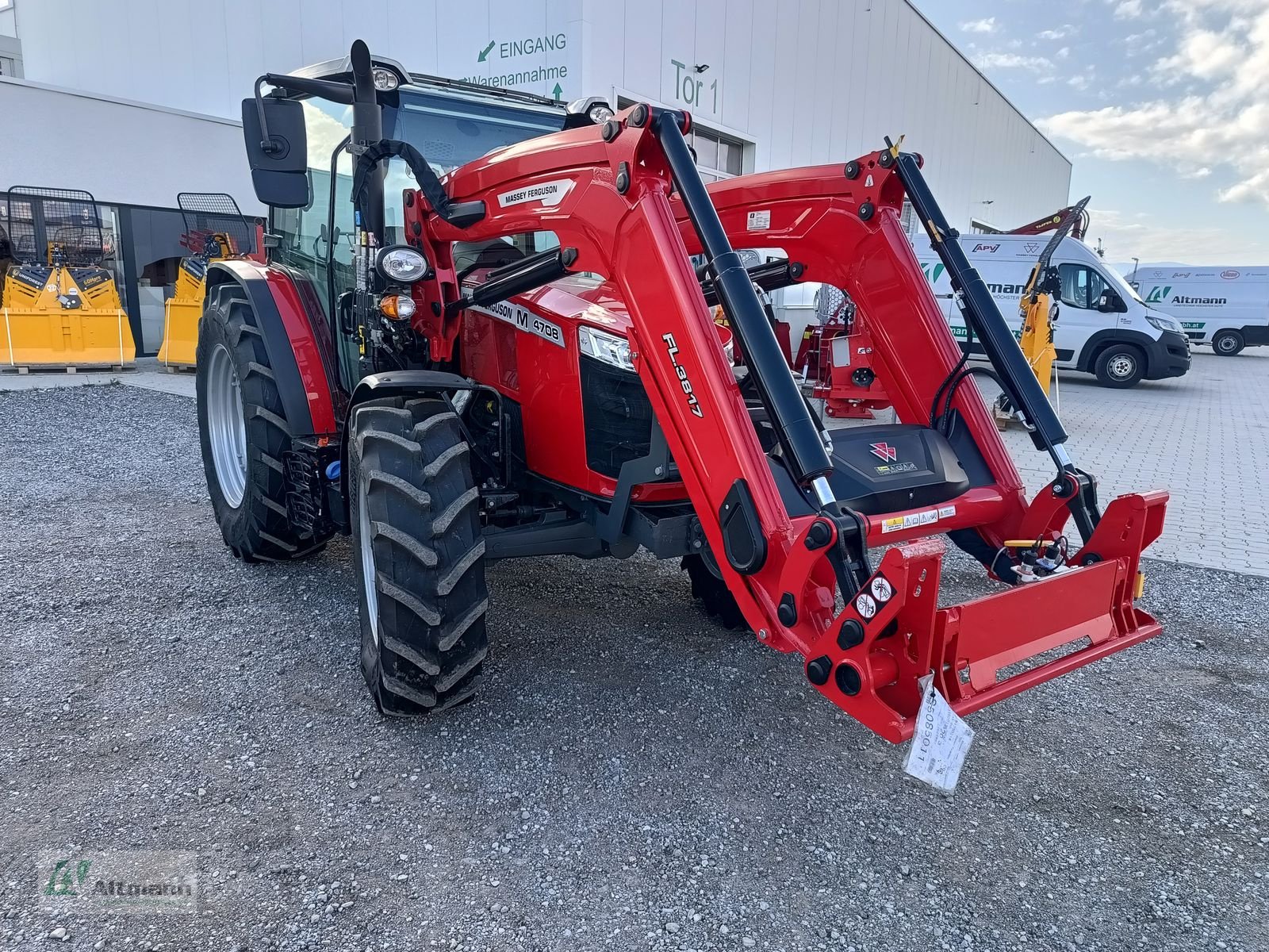 Traktor типа Massey Ferguson MF 4708 M Kabine, Neumaschine в Lanzenkirchen (Фотография 2)