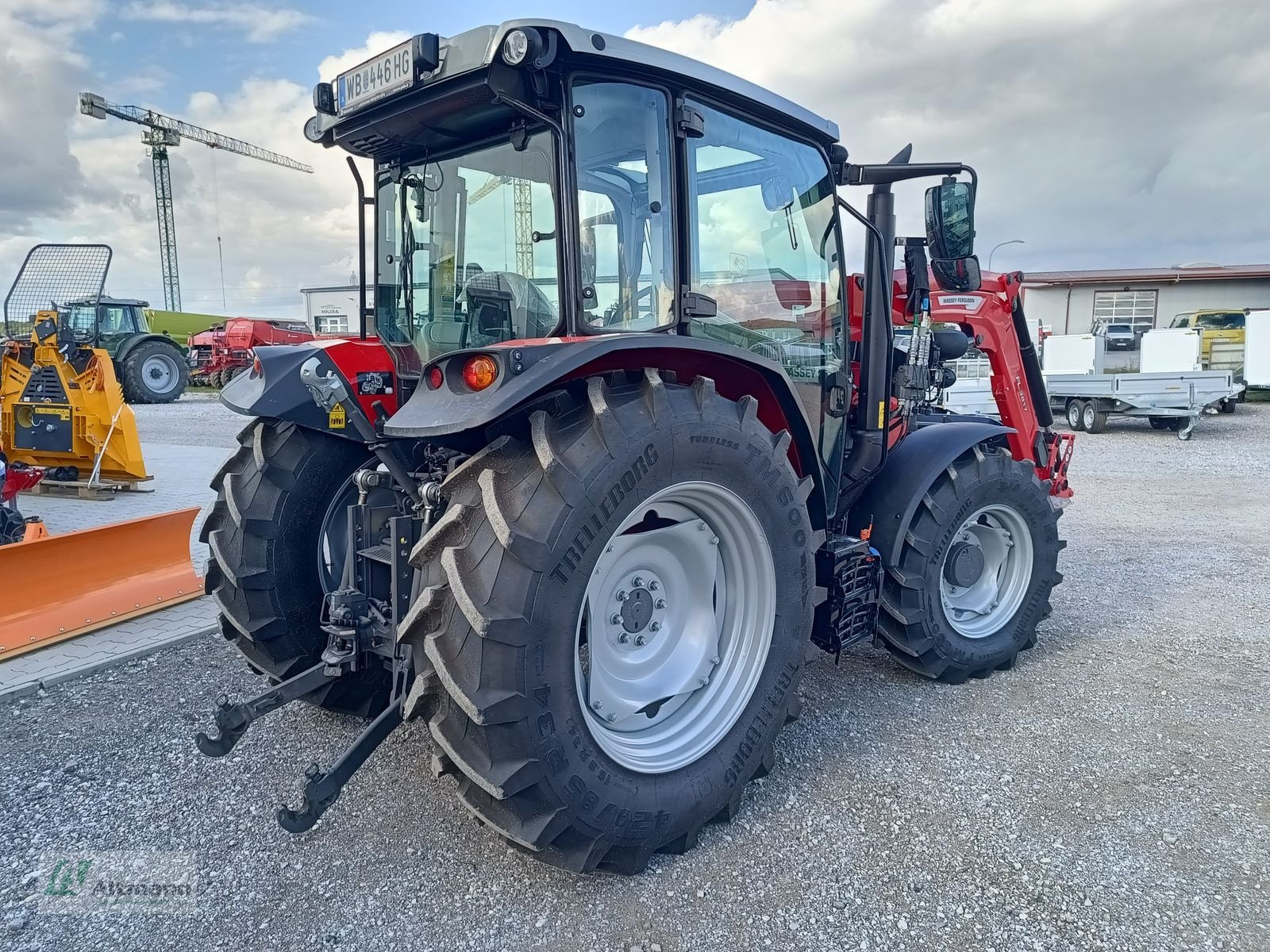 Traktor типа Massey Ferguson MF 4708 M Kabine, Neumaschine в Lanzenkirchen (Фотография 7)