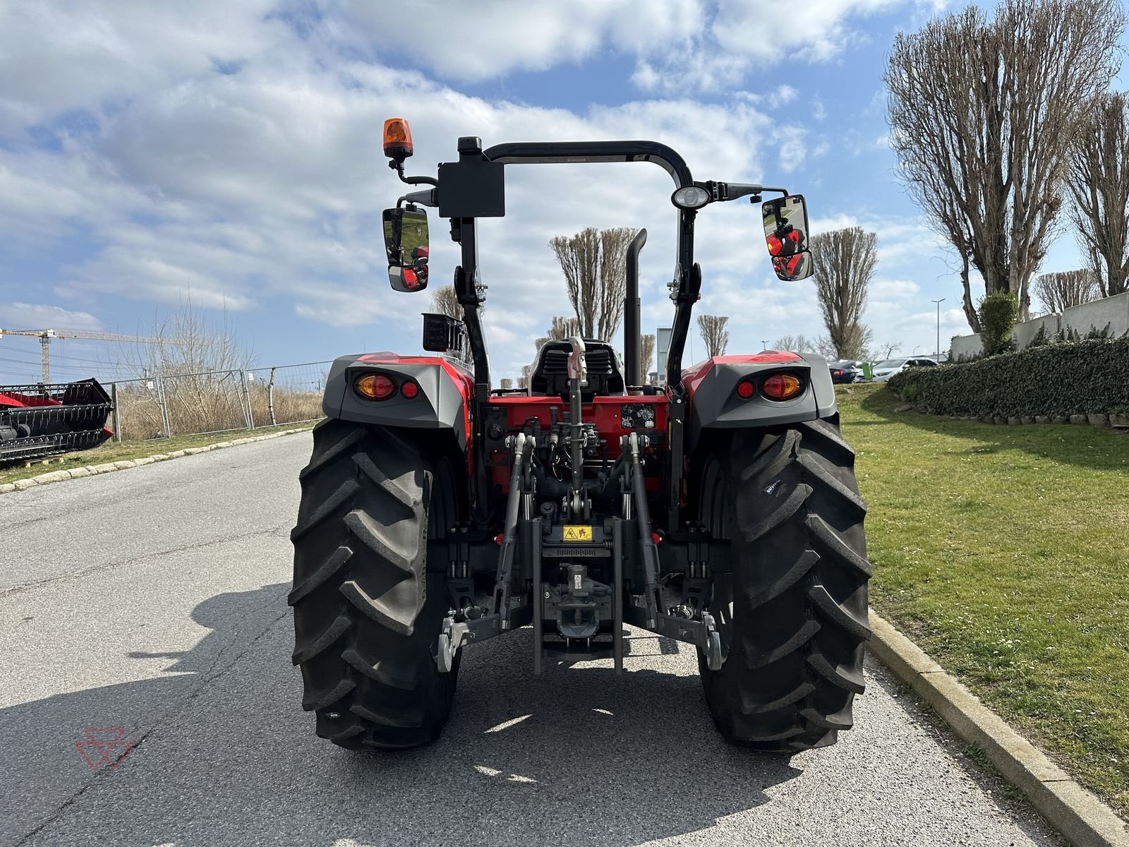 Traktor του τύπου Massey Ferguson MF 4708 M Plattform, Neumaschine σε Schwechat (Φωτογραφία 7)
