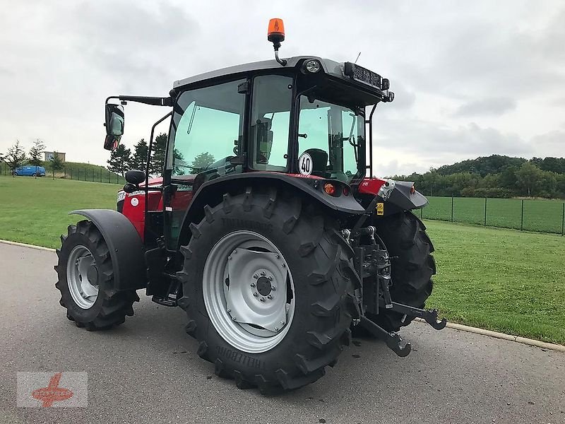Traktor des Typs Massey Ferguson MF 4708 M, Neumaschine in Oederan (Bild 6)