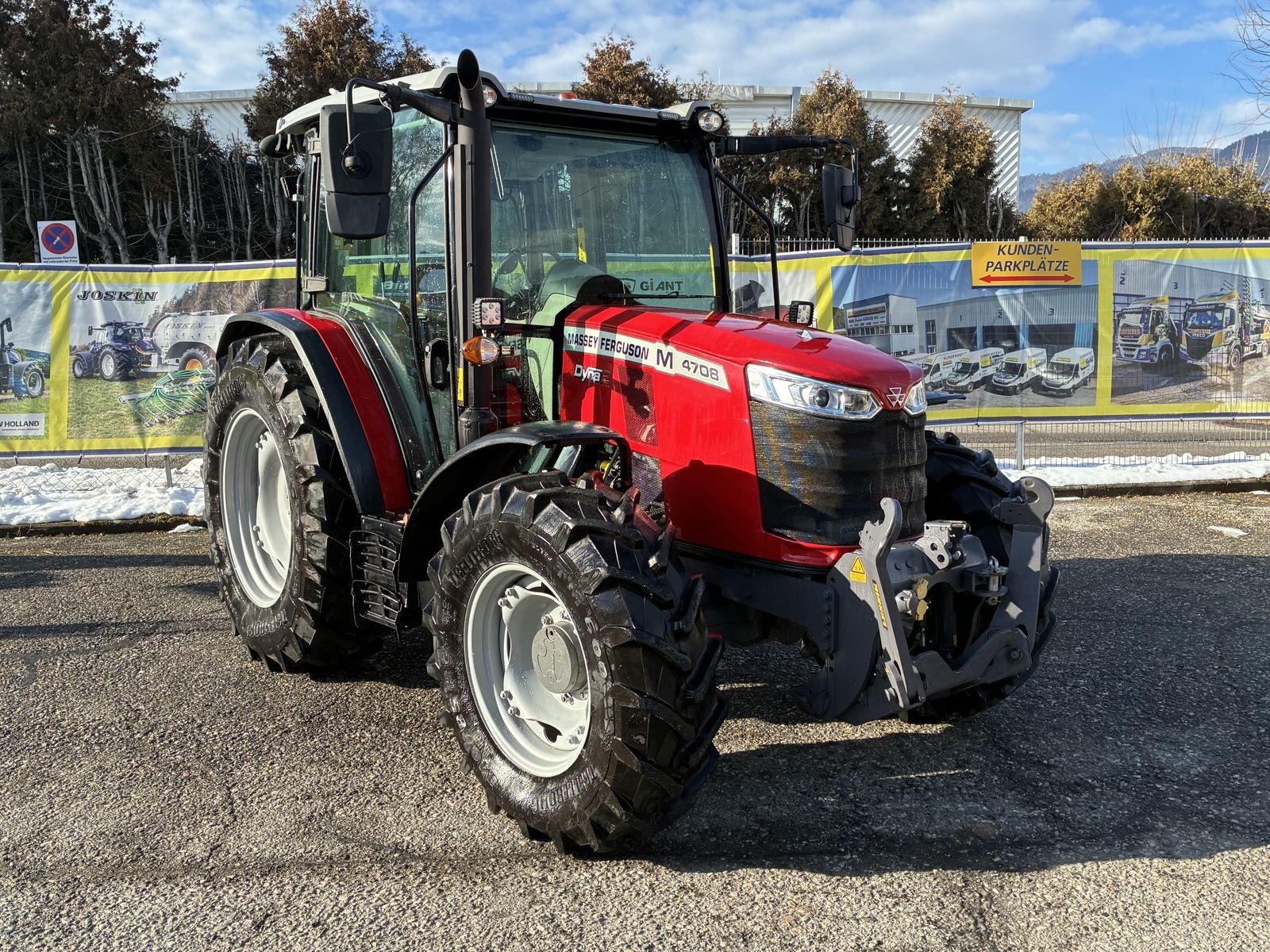 Traktor typu Massey Ferguson MF 4708 M, Gebrauchtmaschine w Villach (Zdjęcie 3)