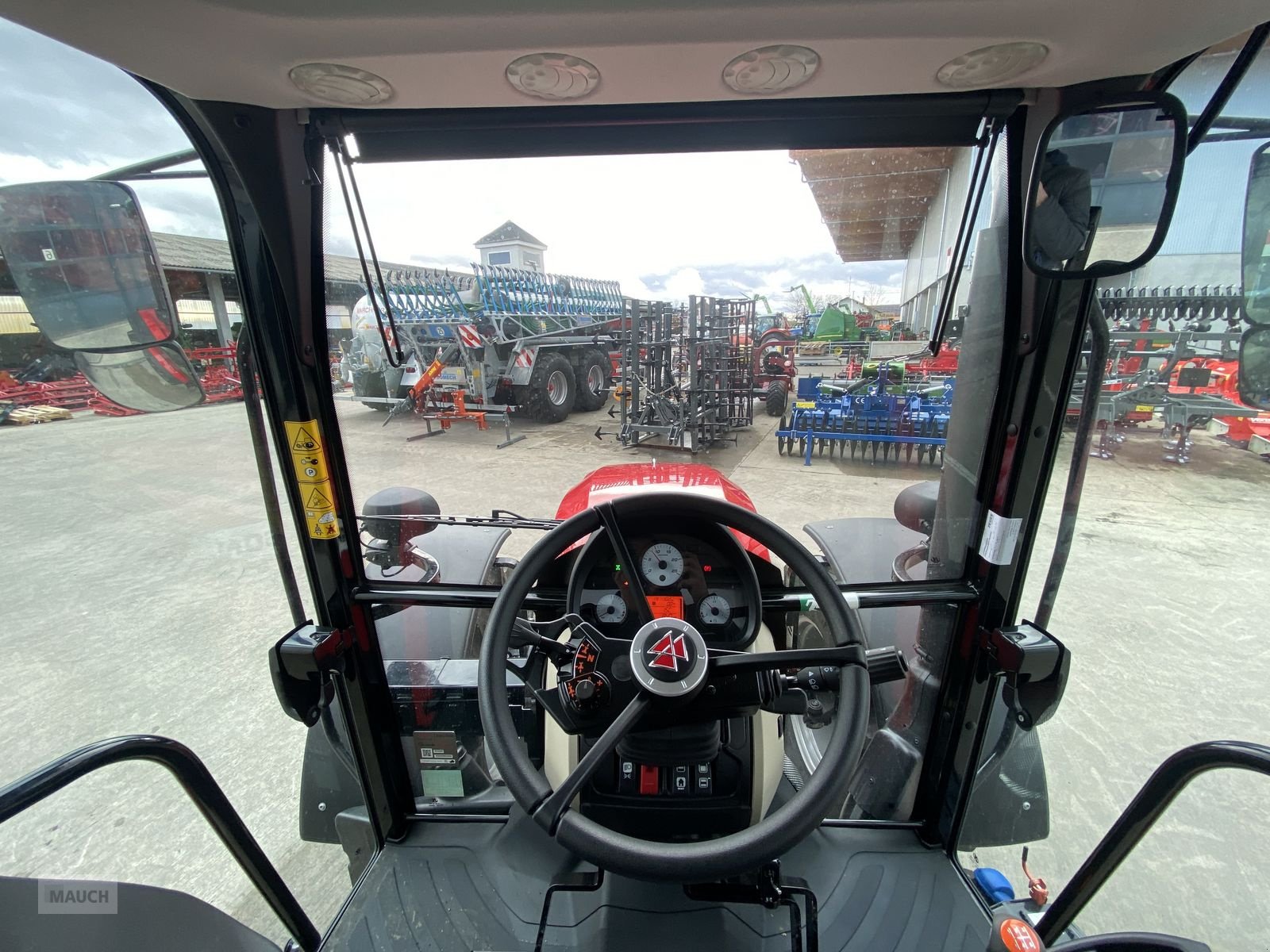 Traktor del tipo Massey Ferguson MF 4708 M, Neumaschine en Burgkirchen (Imagen 16)