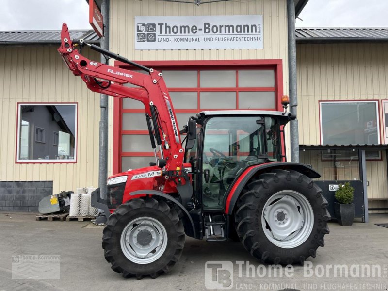 Traktor tipa Massey Ferguson MF 4709 M Cab Essential, Gebrauchtmaschine u Prüm