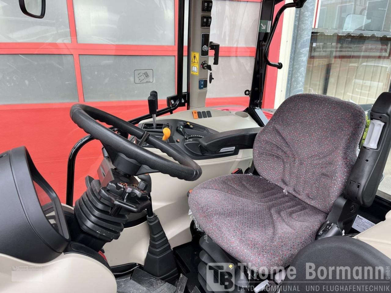 Traktor tipa Massey Ferguson MF 4709 M Cab Essential, Gebrauchtmaschine u Prüm (Slika 7)