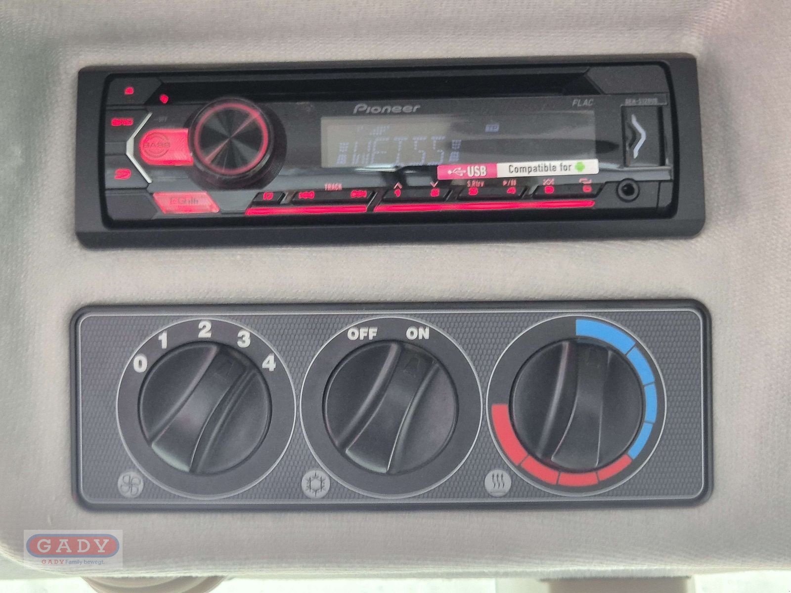 Traktor tipa Massey Ferguson MF 4710 M Dyna-2 Kabine, Gebrauchtmaschine u Lebring (Slika 12)