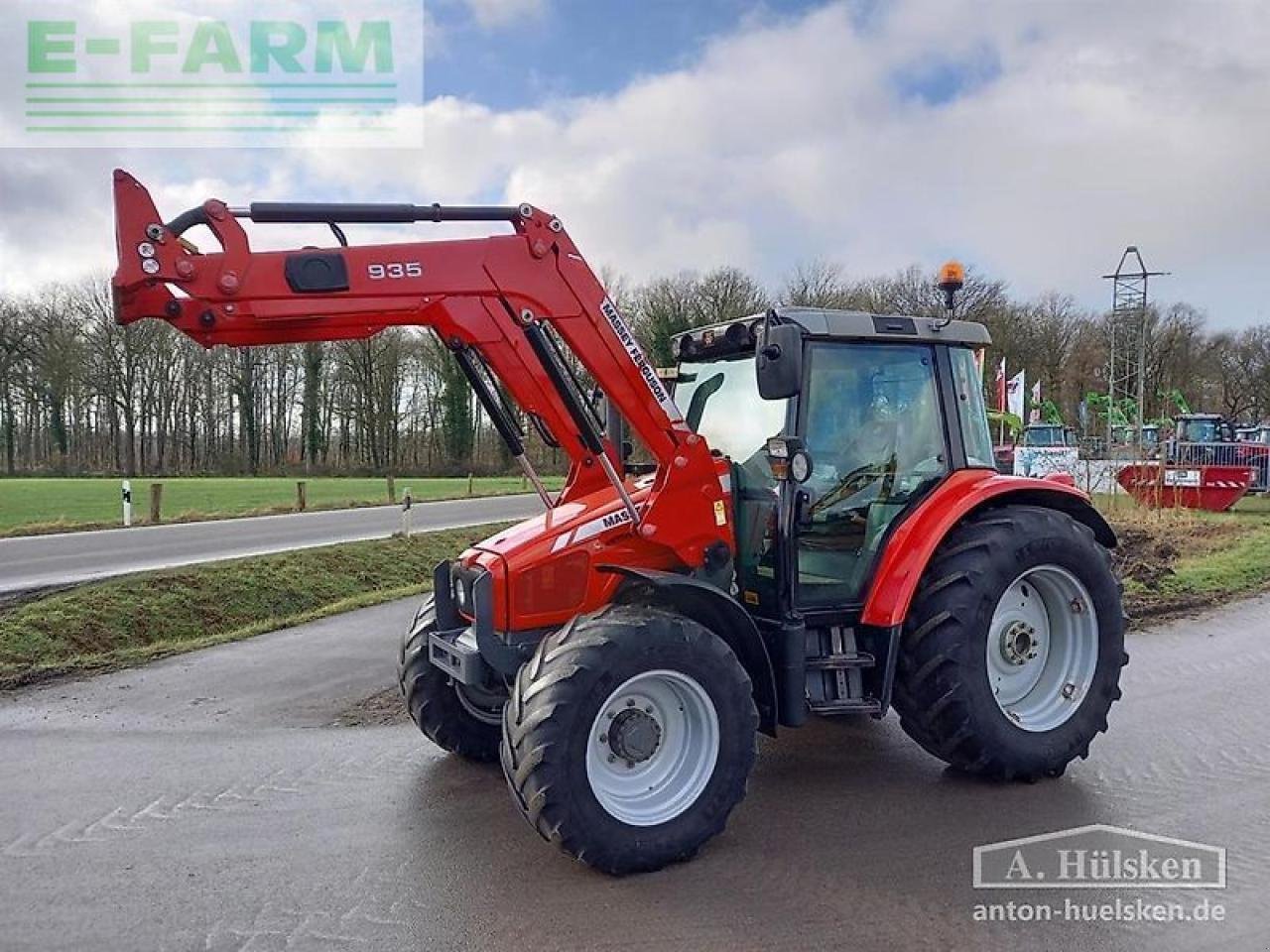 Traktor a típus Massey Ferguson mf 5435 mit frontlader, Gebrauchtmaschine ekkor: ROSENDAHL (Kép 1)