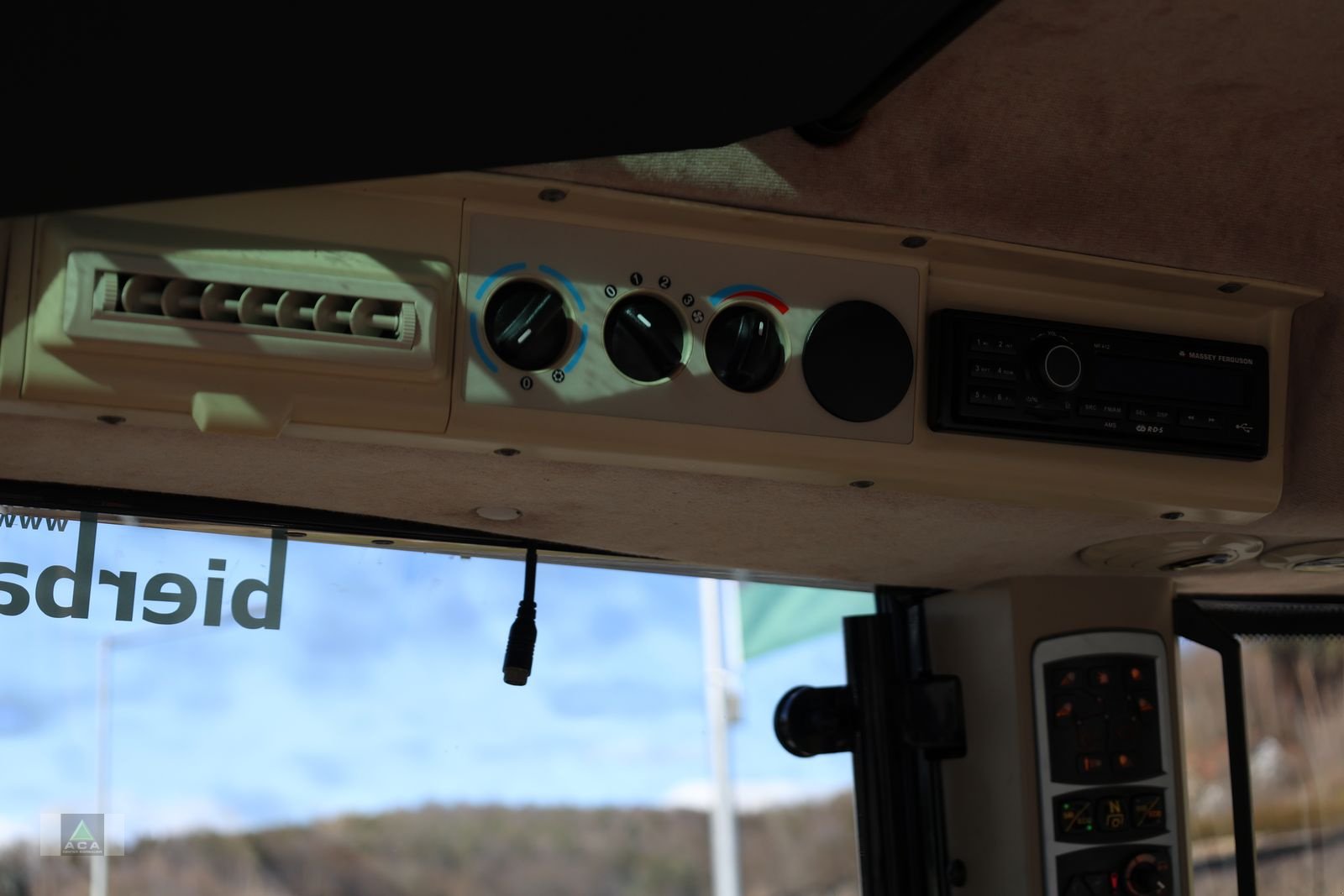 Traktor typu Massey Ferguson MF 5609 Dyna-4 ES-Panoramic, Gebrauchtmaschine v Markt Hartmannsdorf (Obrázek 21)