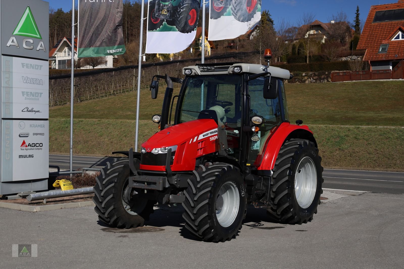 Traktor Türe ait Massey Ferguson MF 5609 Dyna-4 ES-Panoramic, Gebrauchtmaschine içinde Markt Hartmannsdorf (resim 1)
