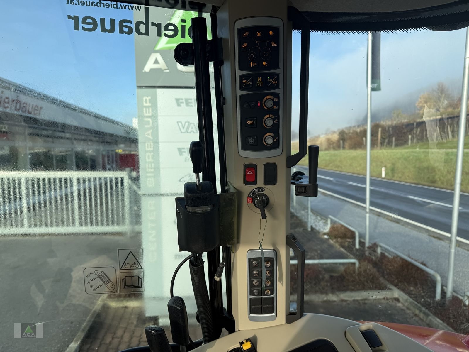 Traktor of the type Massey Ferguson MF 5611 Dyna-6 Efficient, Gebrauchtmaschine in Markt Hartmannsdorf (Picture 13)