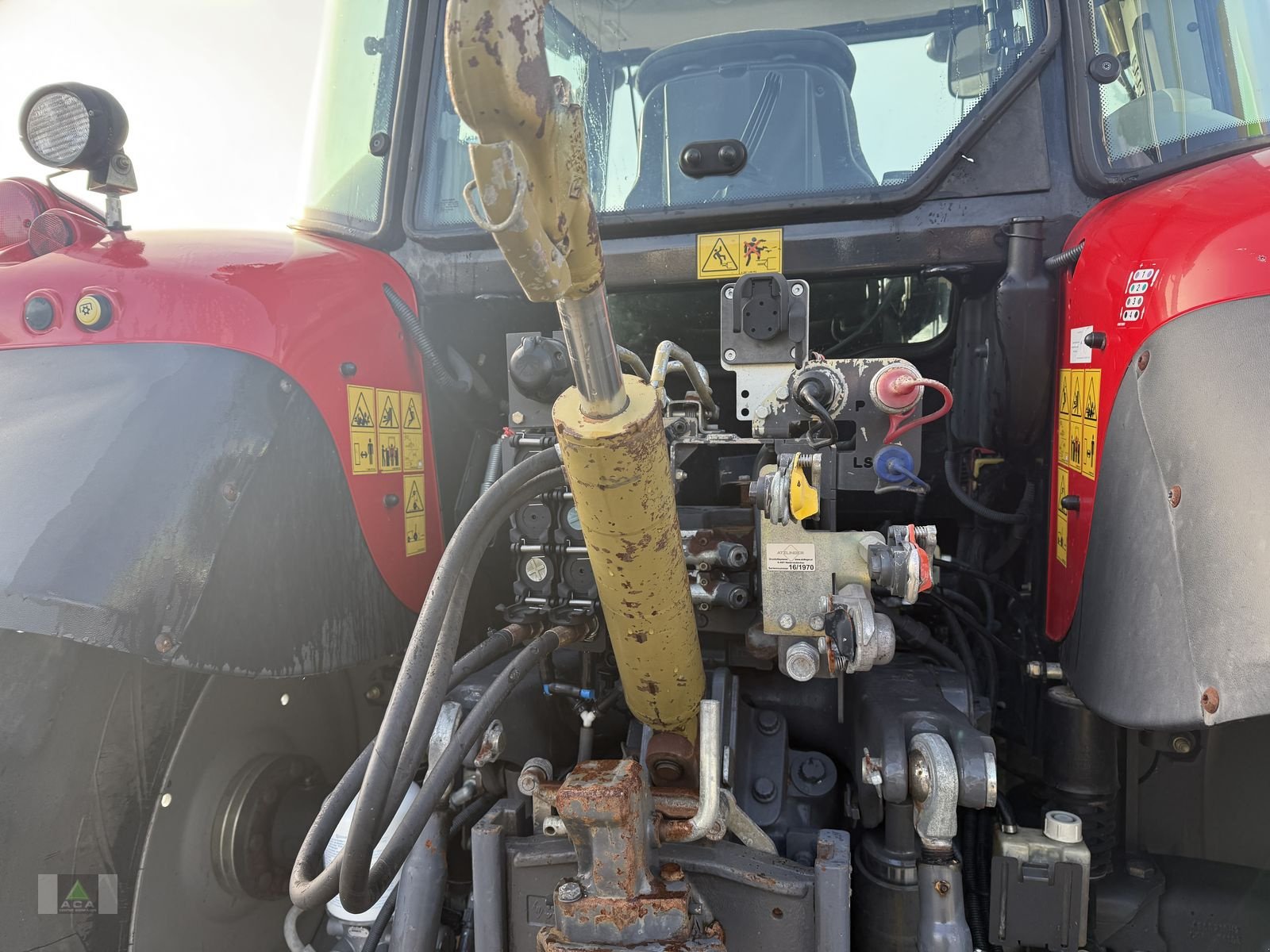 Traktor от тип Massey Ferguson MF 5611 Dyna-6 Efficient, Gebrauchtmaschine в Markt Hartmannsdorf (Снимка 7)