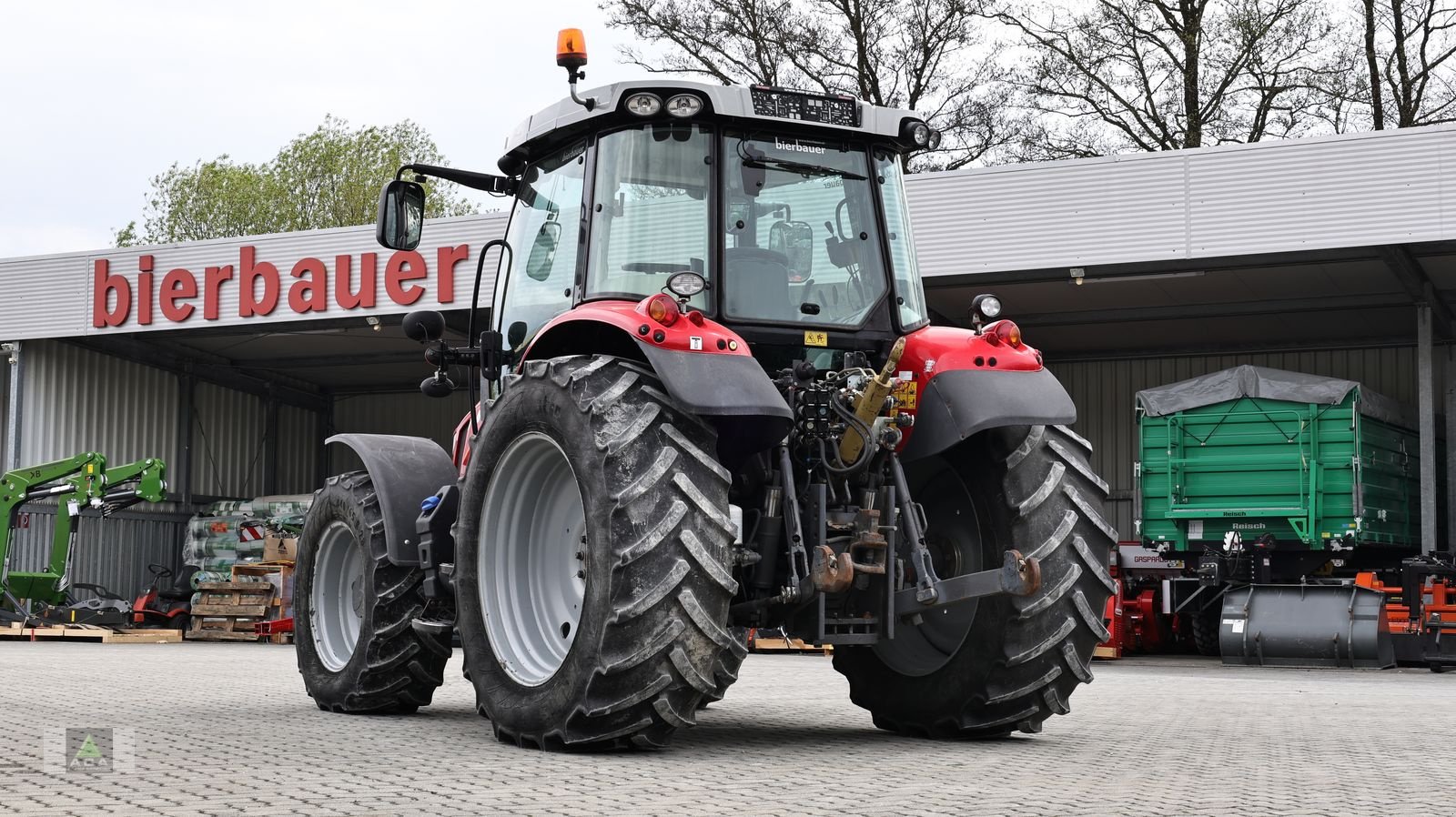 Traktor του τύπου Massey Ferguson MF 5611 Dyna-6 Efficient, Gebrauchtmaschine σε Markt Hartmannsdorf (Φωτογραφία 4)