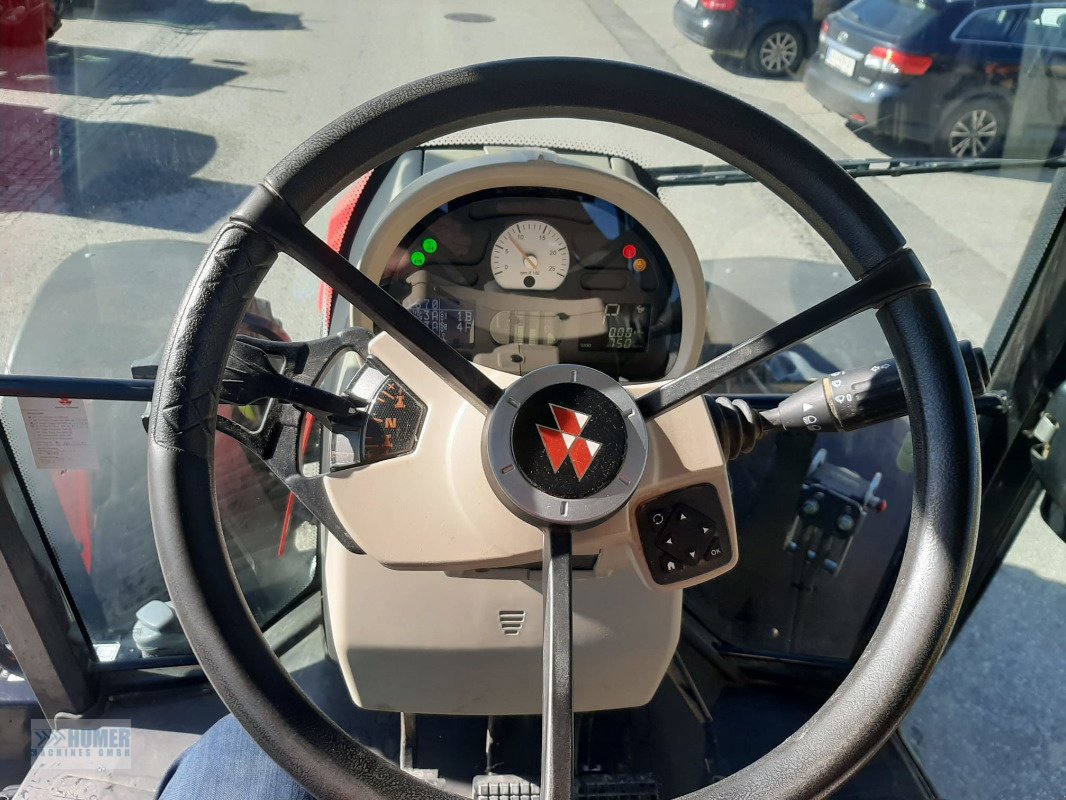 Traktor van het type Massey Ferguson MF 5611 Dyna 6 Top Line, Gebrauchtmaschine in Vorchdorf (Foto 10)