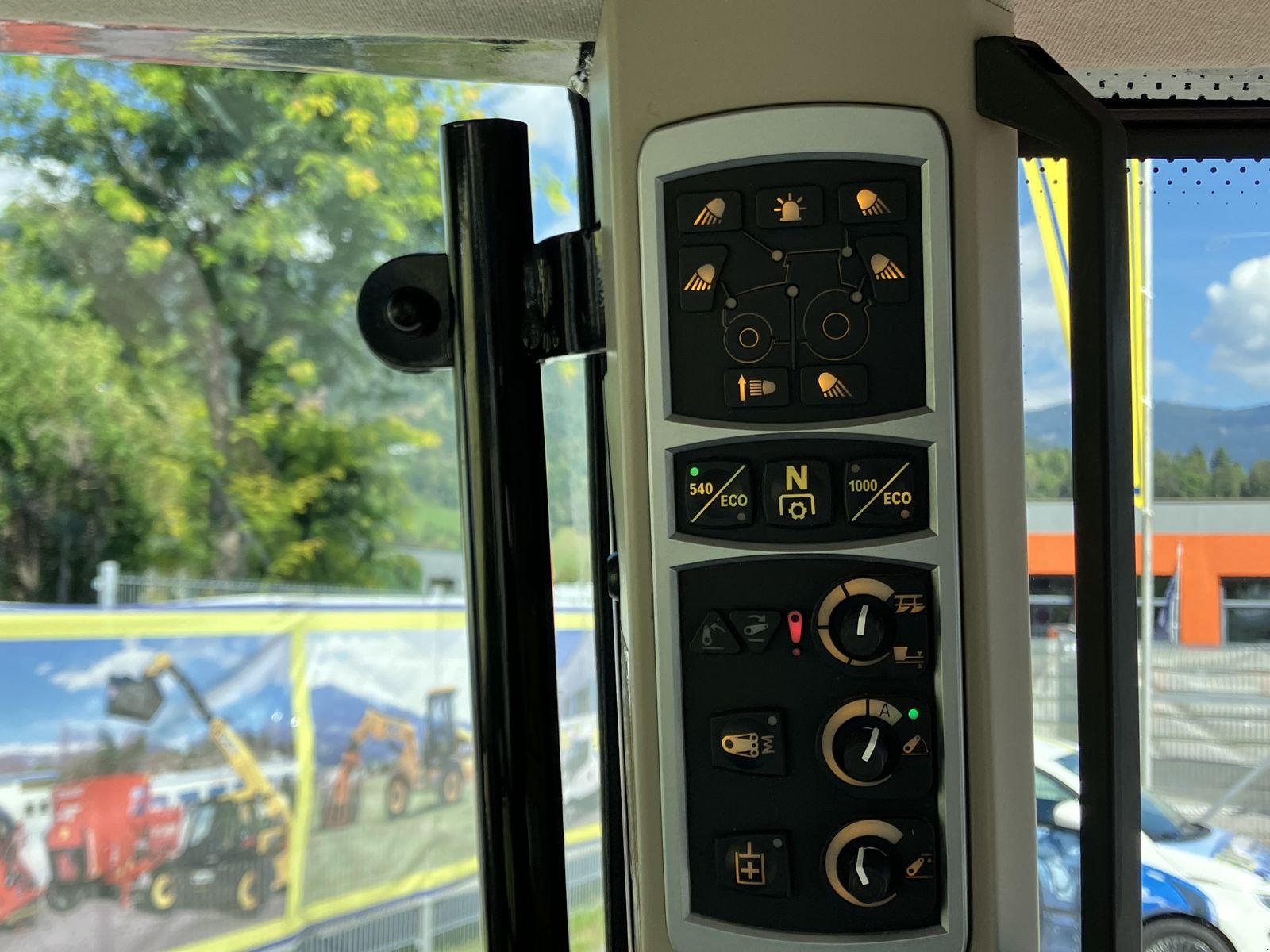 Traktor типа Massey Ferguson MF 5709 S Efficient, Gebrauchtmaschine в Villach (Фотография 14)