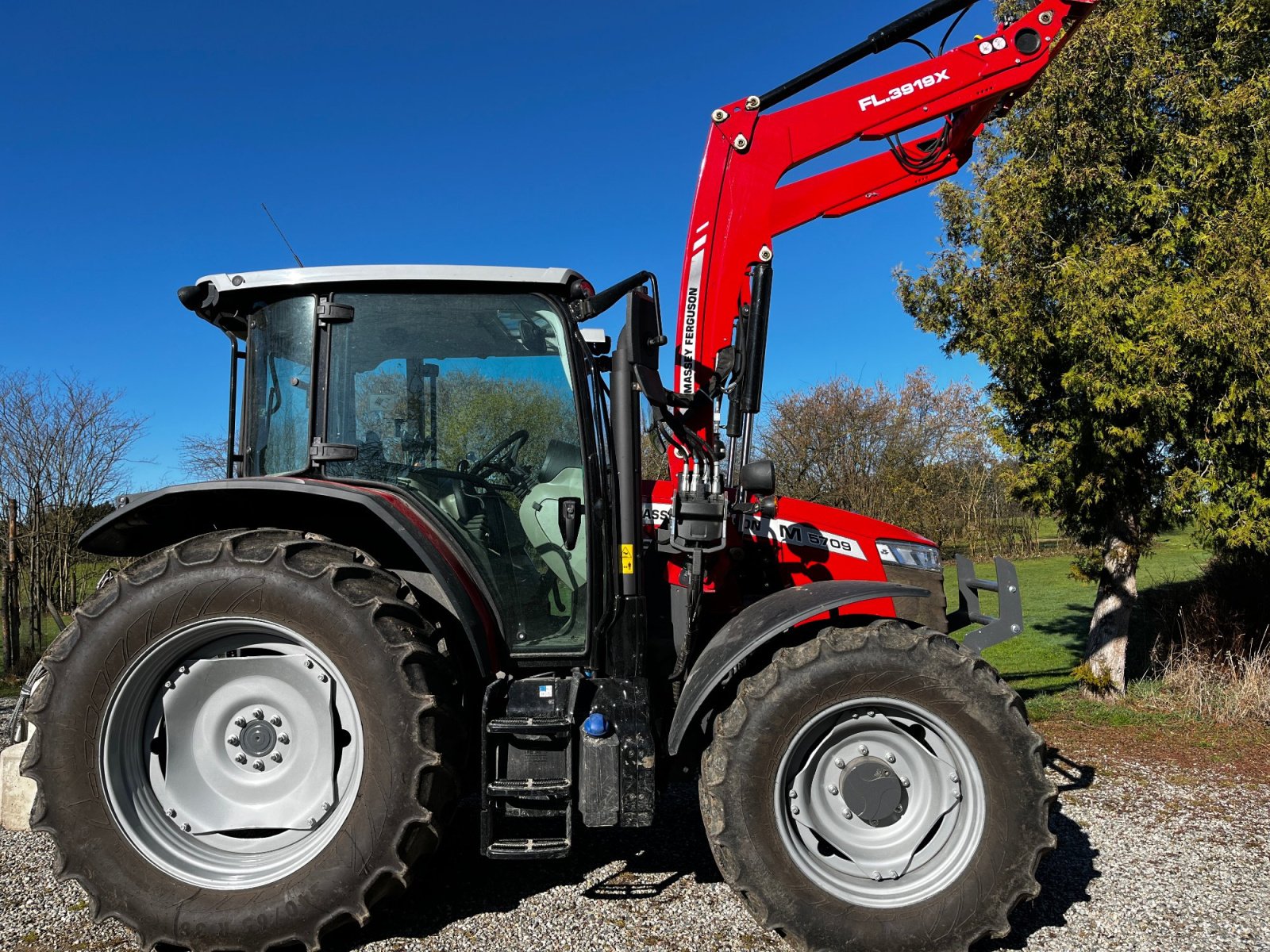 Traktor a típus Massey Ferguson MF 5709, Gebrauchtmaschine ekkor: Obing (Kép 7)