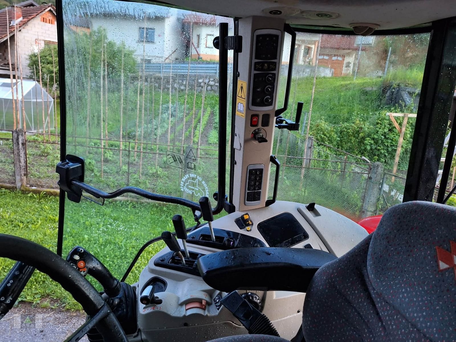 Traktor typu Massey Ferguson MF 5710, Gebrauchtmaschine v Markt Hartmannsdorf (Obrázok 9)