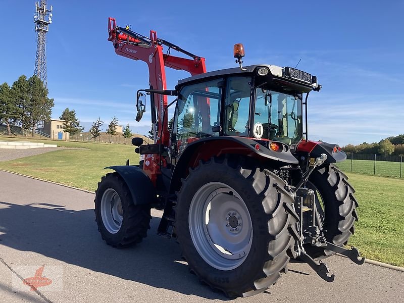 Traktor del tipo Massey Ferguson MF 5711 M Dyna-4, Neumaschine In Oederan (Immagine 9)