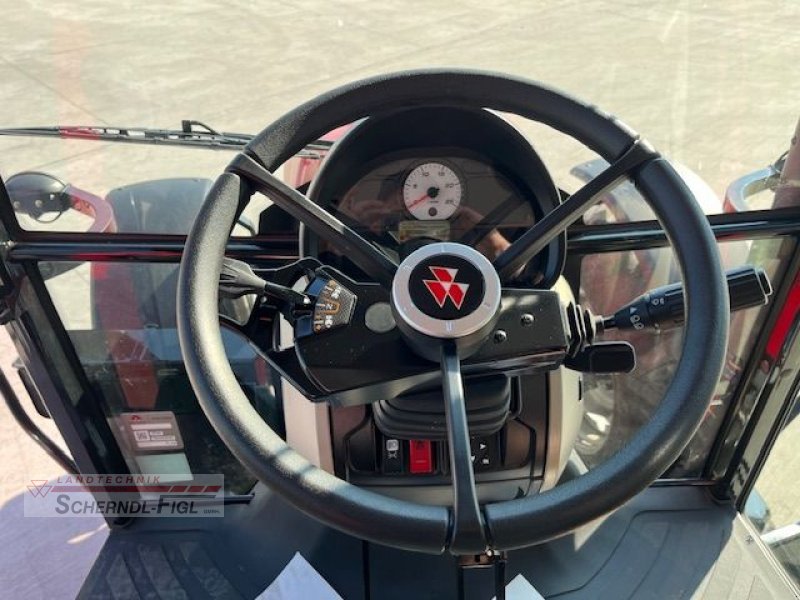 Traktor типа Massey Ferguson MF 5711 M, Vorführmaschine в St.Margarethen (Фотография 8)