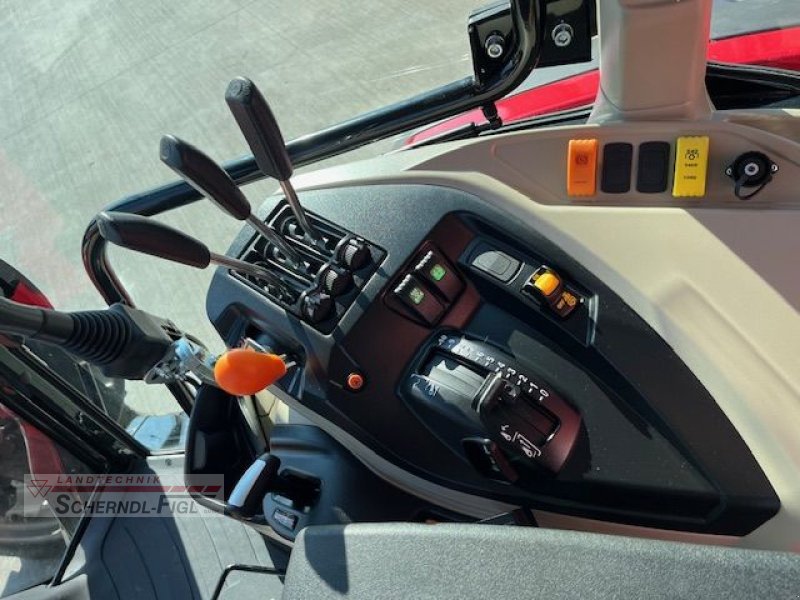 Traktor типа Massey Ferguson MF 5711 M, Vorführmaschine в St.Margarethen (Фотография 9)