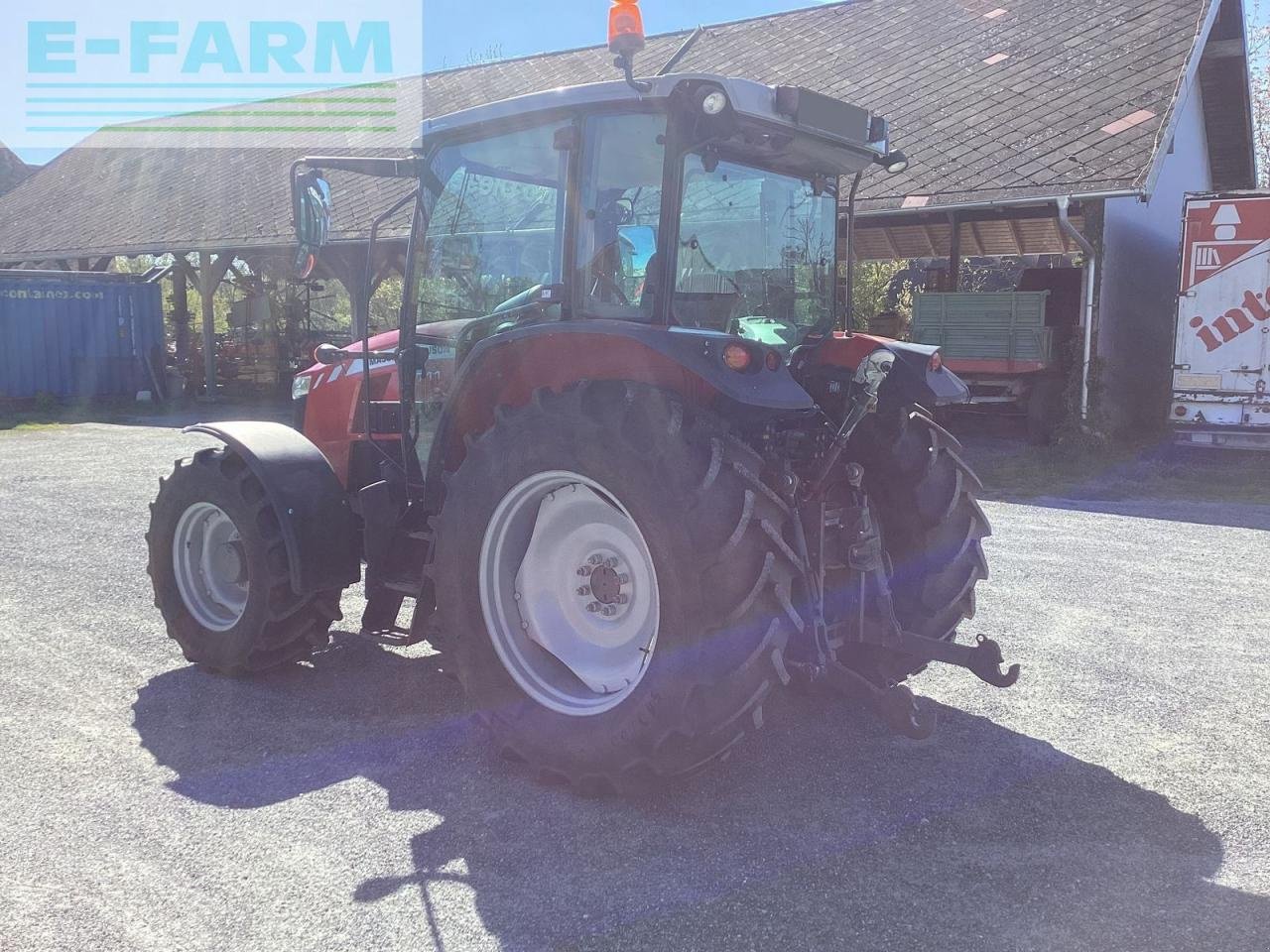 Traktor des Typs Massey Ferguson mf 5711, Gebrauchtmaschine in Mariasdorf (Bild 4)