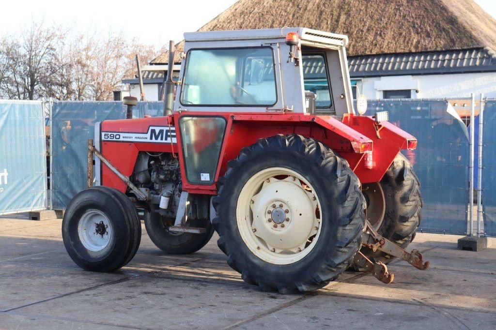 Traktor del tipo Massey Ferguson MF 590, Gebrauchtmaschine In Antwerpen (Immagine 3)