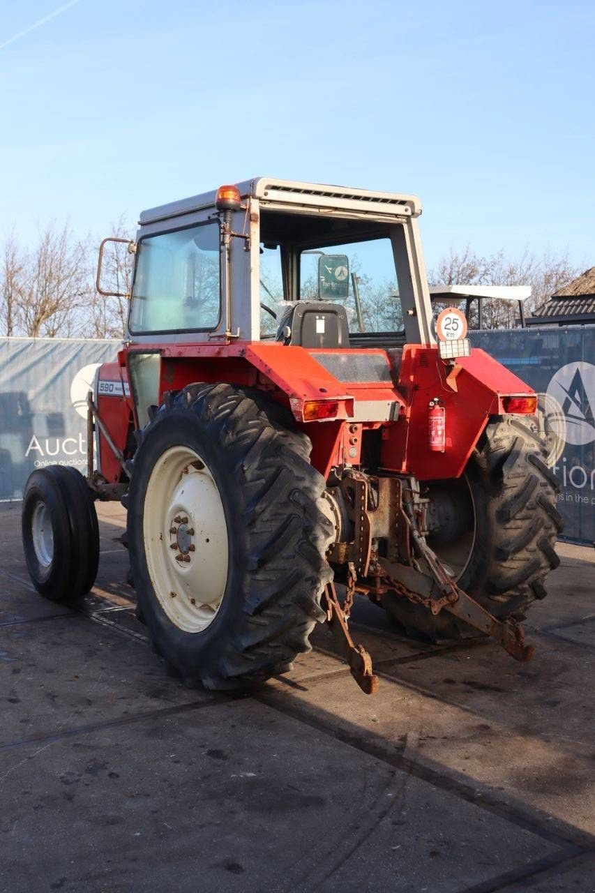 Traktor del tipo Massey Ferguson MF 590, Gebrauchtmaschine In Antwerpen (Immagine 4)