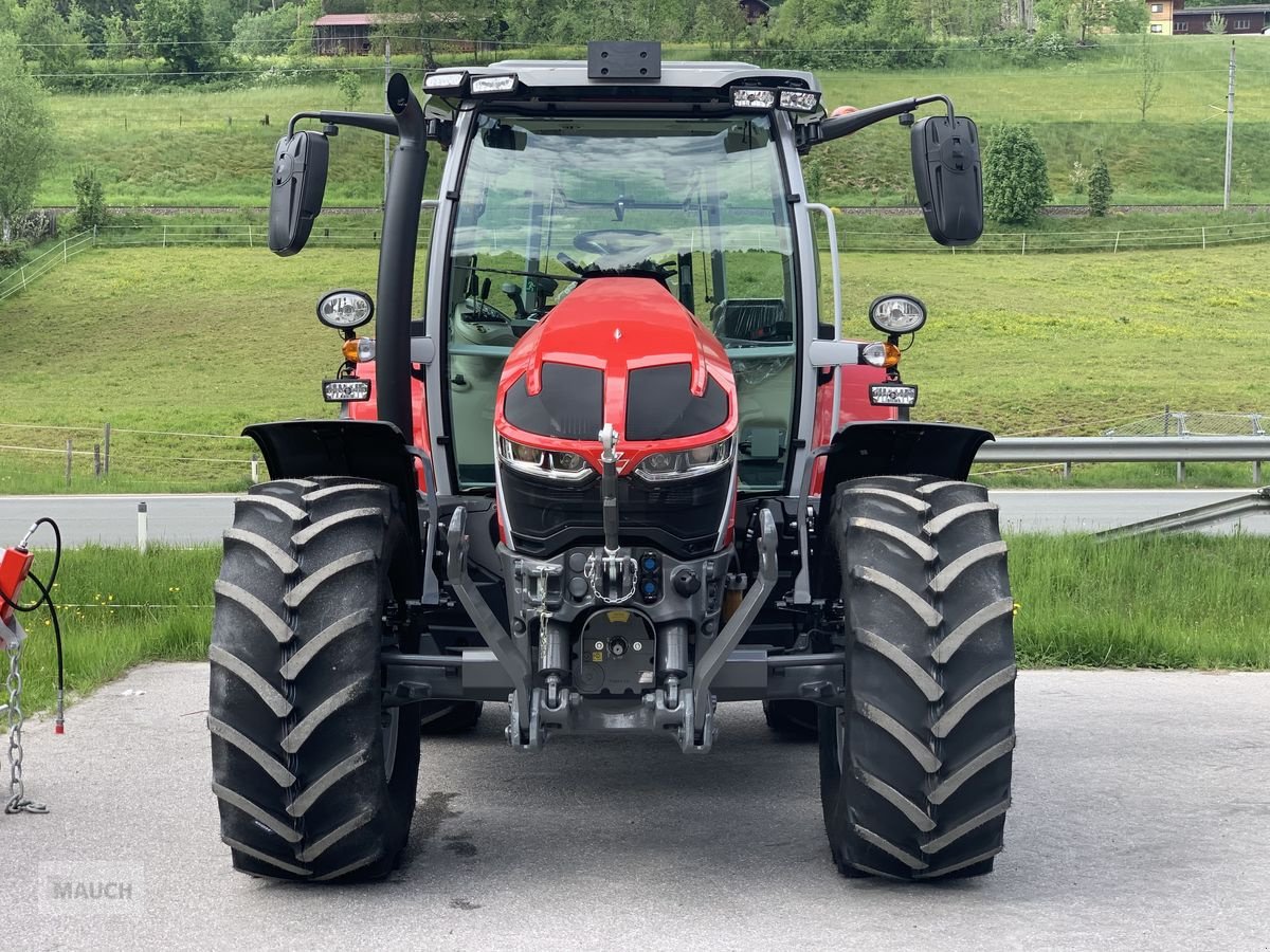 Traktor des Typs Massey Ferguson MF 5S.105 Dyna-4 Efficient, Neumaschine in Eben (Bild 2)