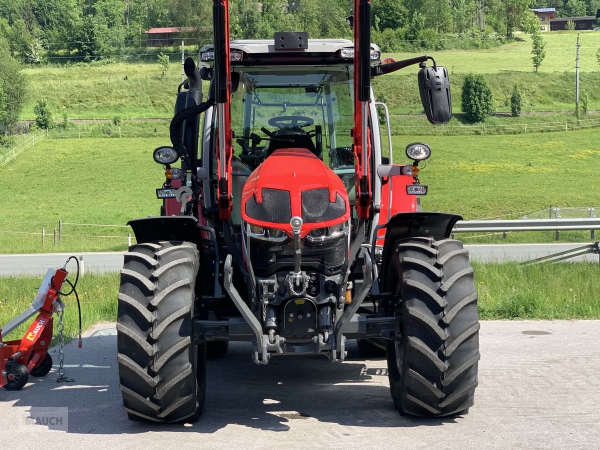 Traktor des Typs Massey Ferguson MF 5S.105 Dyna-4 Efficient, Neumaschine in Eben (Bild 4)