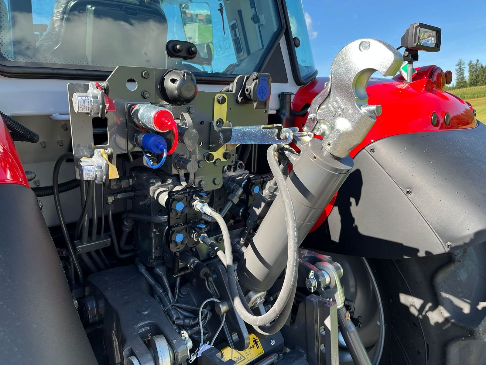 Traktor του τύπου Massey Ferguson MF 5S.115 Dyna-4 Efficient, Vorführmaschine σε NATTERNBACH (Φωτογραφία 11)