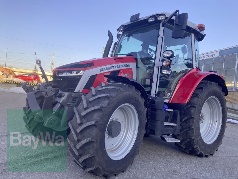 Traktor typu Massey Ferguson MF 5S.115 DYNA-4 EFFICIENT, Gebrauchtmaschine v Obertraubling (Obrázek 1)