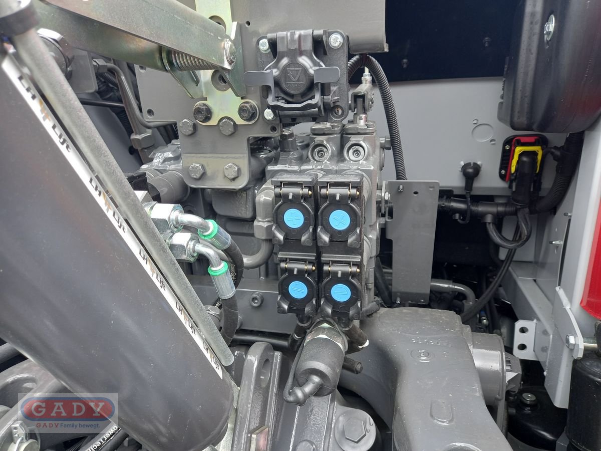 Traktor του τύπου Massey Ferguson MF 5S.115 Dyna-6 Efficient, Neumaschine σε Lebring (Φωτογραφία 9)