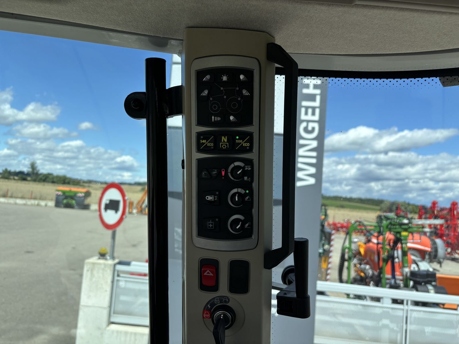 Traktor Türe ait Massey Ferguson MF 5S.115 Dyna-6 Efficient, Neumaschine içinde Starrein (resim 23)