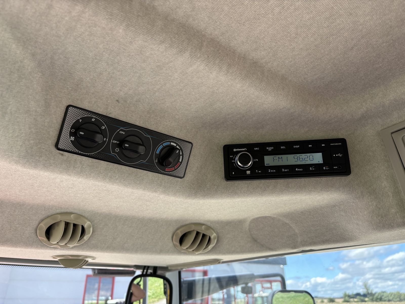 Traktor Türe ait Massey Ferguson MF 5S.115 Dyna-6 Efficient, Neumaschine içinde Starrein (resim 27)