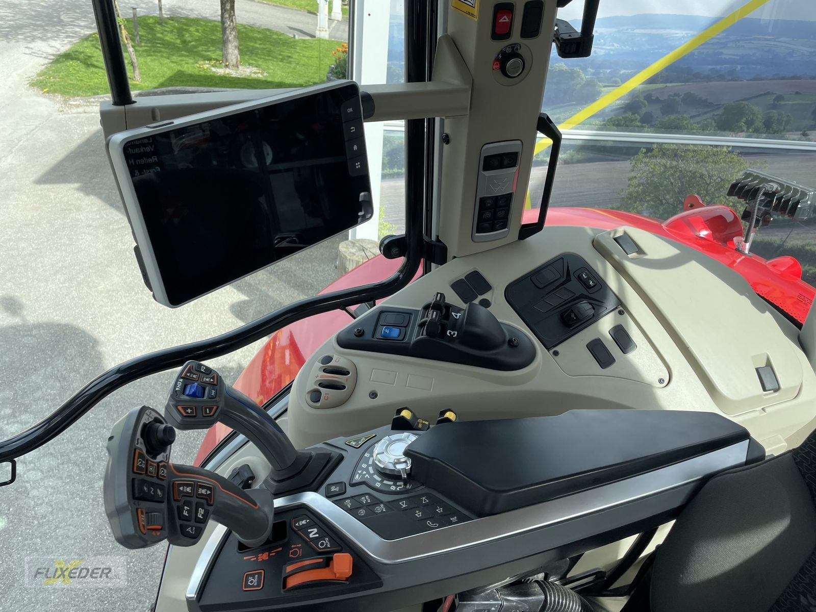 Traktor typu Massey Ferguson MF 5S.115 Dyna-6 Exclusive, Vorführmaschine v Pattigham (Obrázek 9)