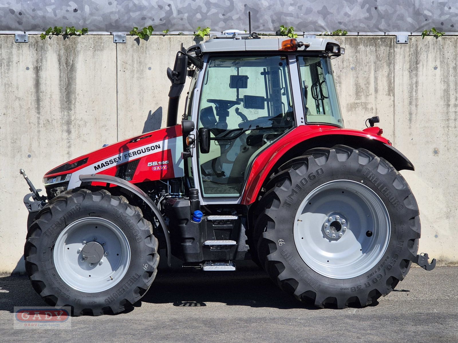 Traktor του τύπου Massey Ferguson MF 5S.145 Dyna-6 Exclusive, Neumaschine σε Lebring (Φωτογραφία 15)