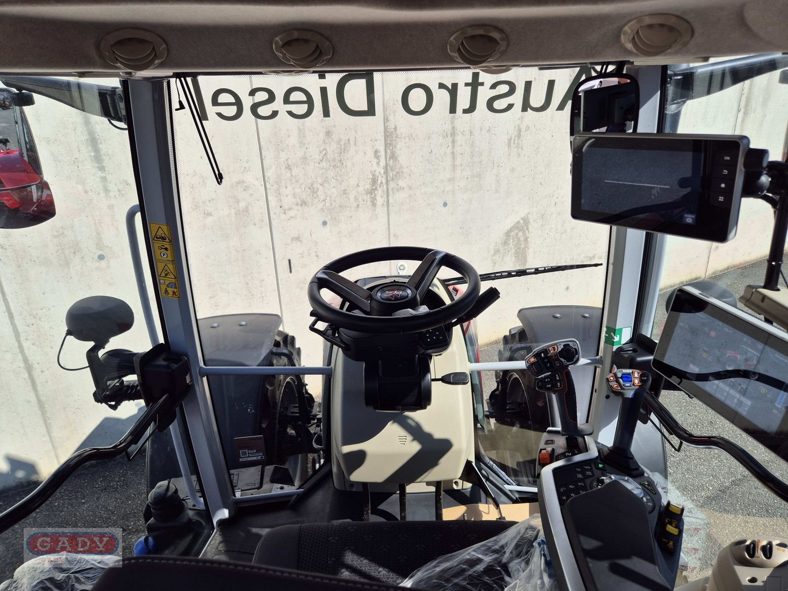 Traktor του τύπου Massey Ferguson MF 5S.145 Dyna-6 Exclusive, Neumaschine σε Lebring (Φωτογραφία 5)