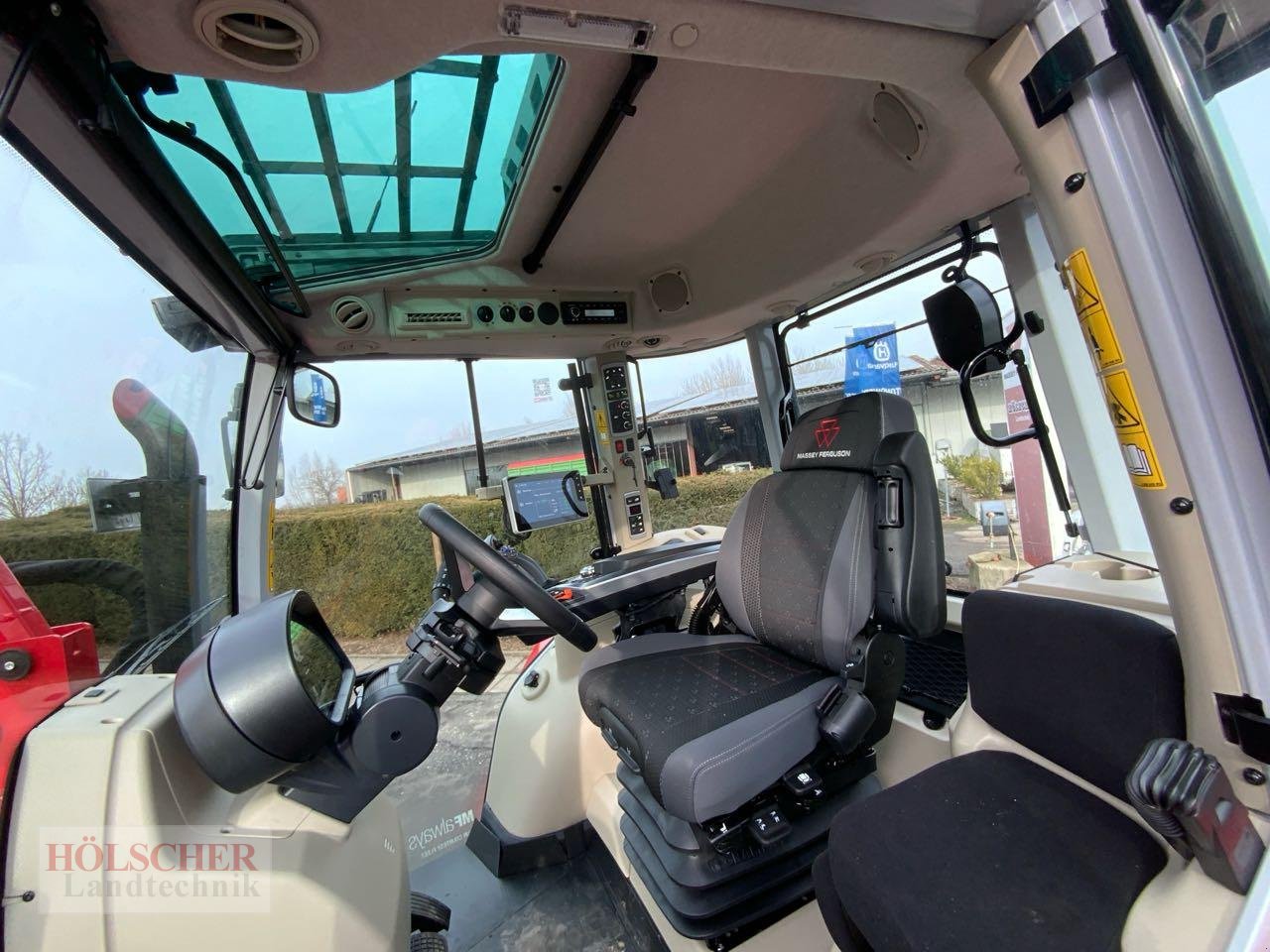 Traktor типа Massey Ferguson MF 5S.145 DYNA-6, Neumaschine в Warendorf (Фотография 4)