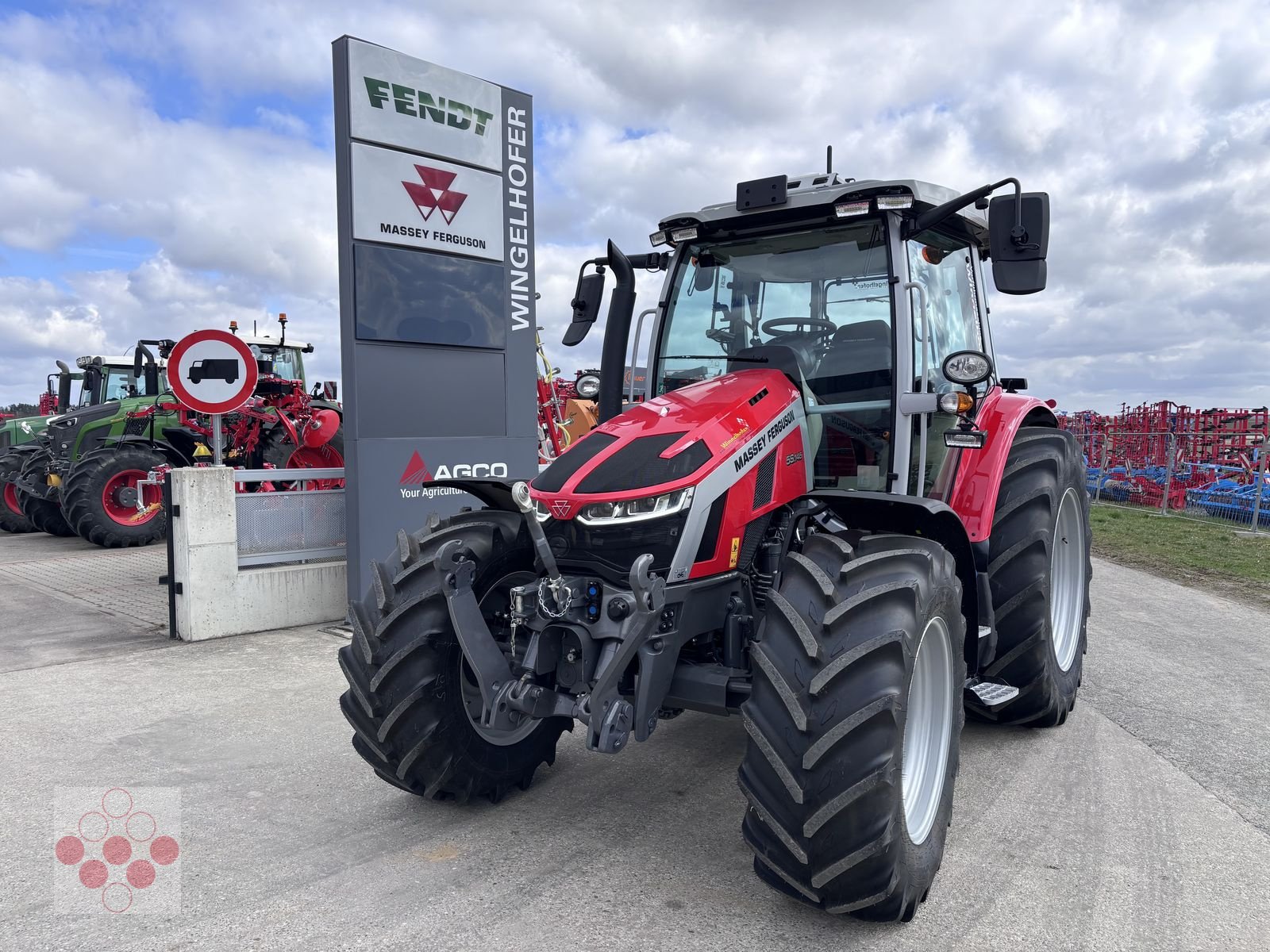 Traktor za tip Massey Ferguson MF 5S.145, Vorführmaschine u Starrein (Slika 1)