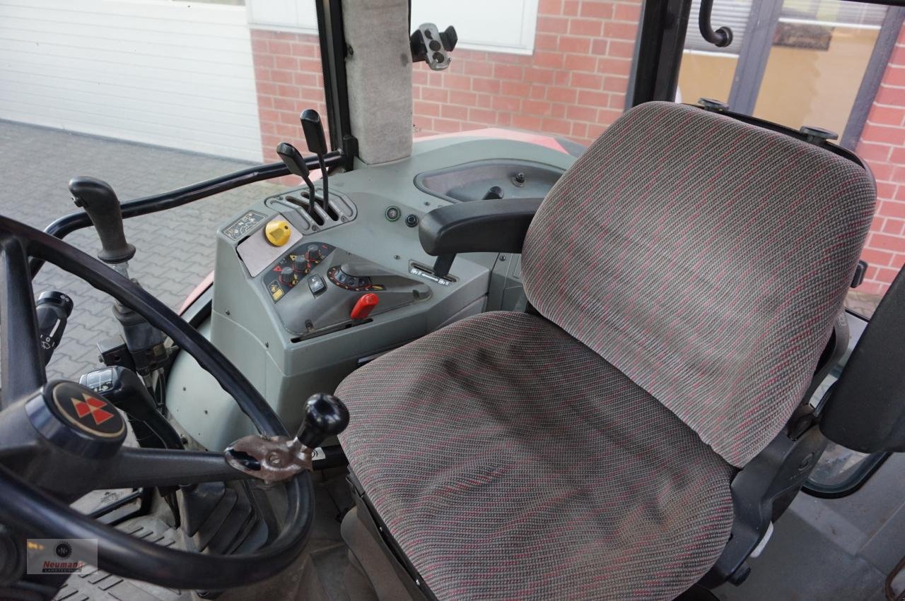 Traktor of the type Massey Ferguson MF 6150 A, Gebrauchtmaschine in Barßel (Picture 4)