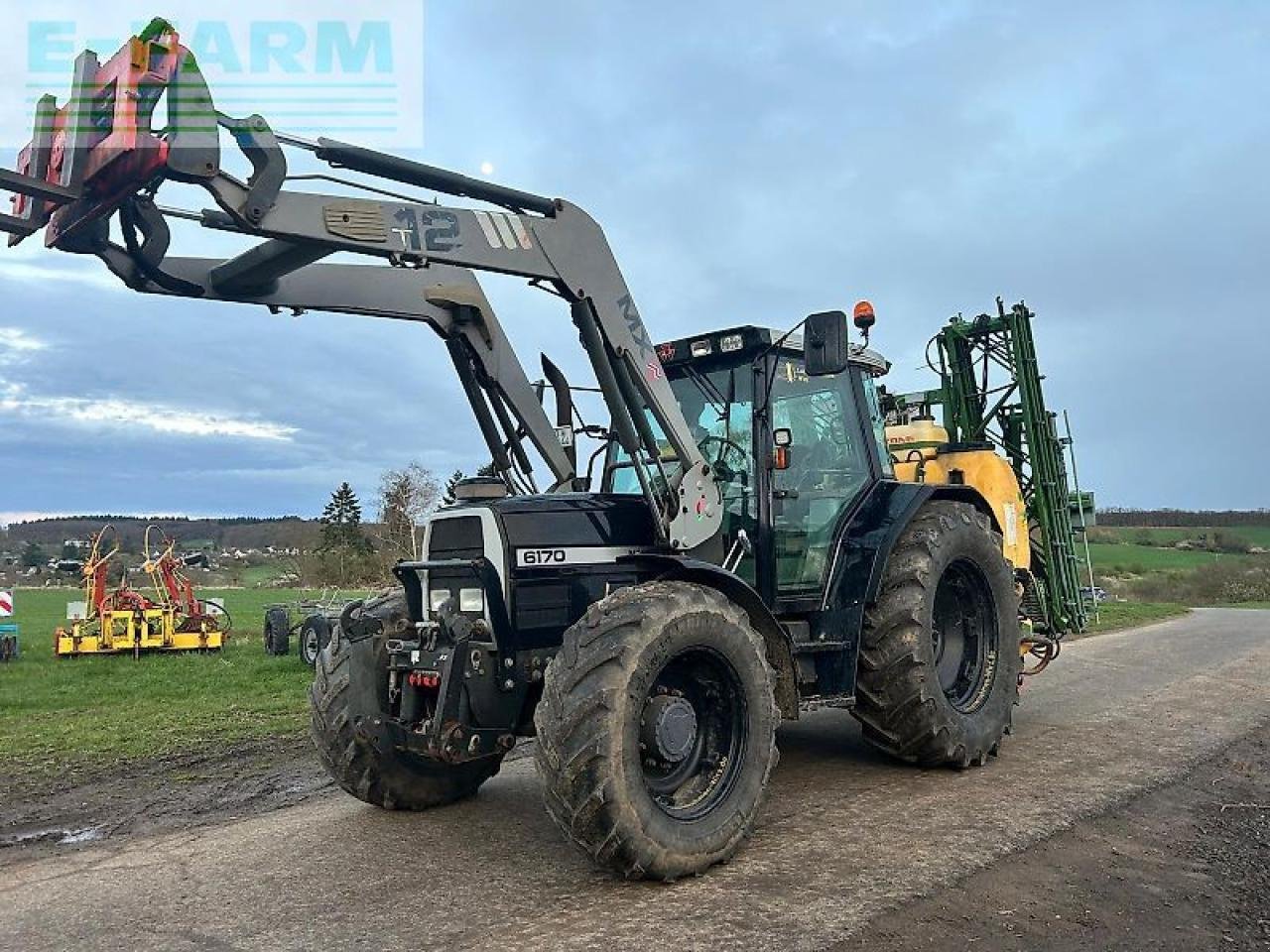 Traktor des Typs Massey Ferguson mf 6170 inkl. frontlader, Gebrauchtmaschine in POLCH (Bild 1)